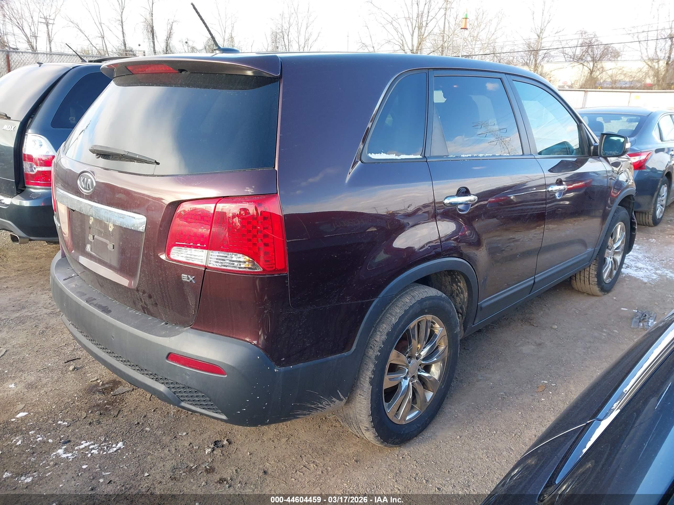2011 Kia Sorento Ex Maroon vin: 5XYKU4A10BG030477
