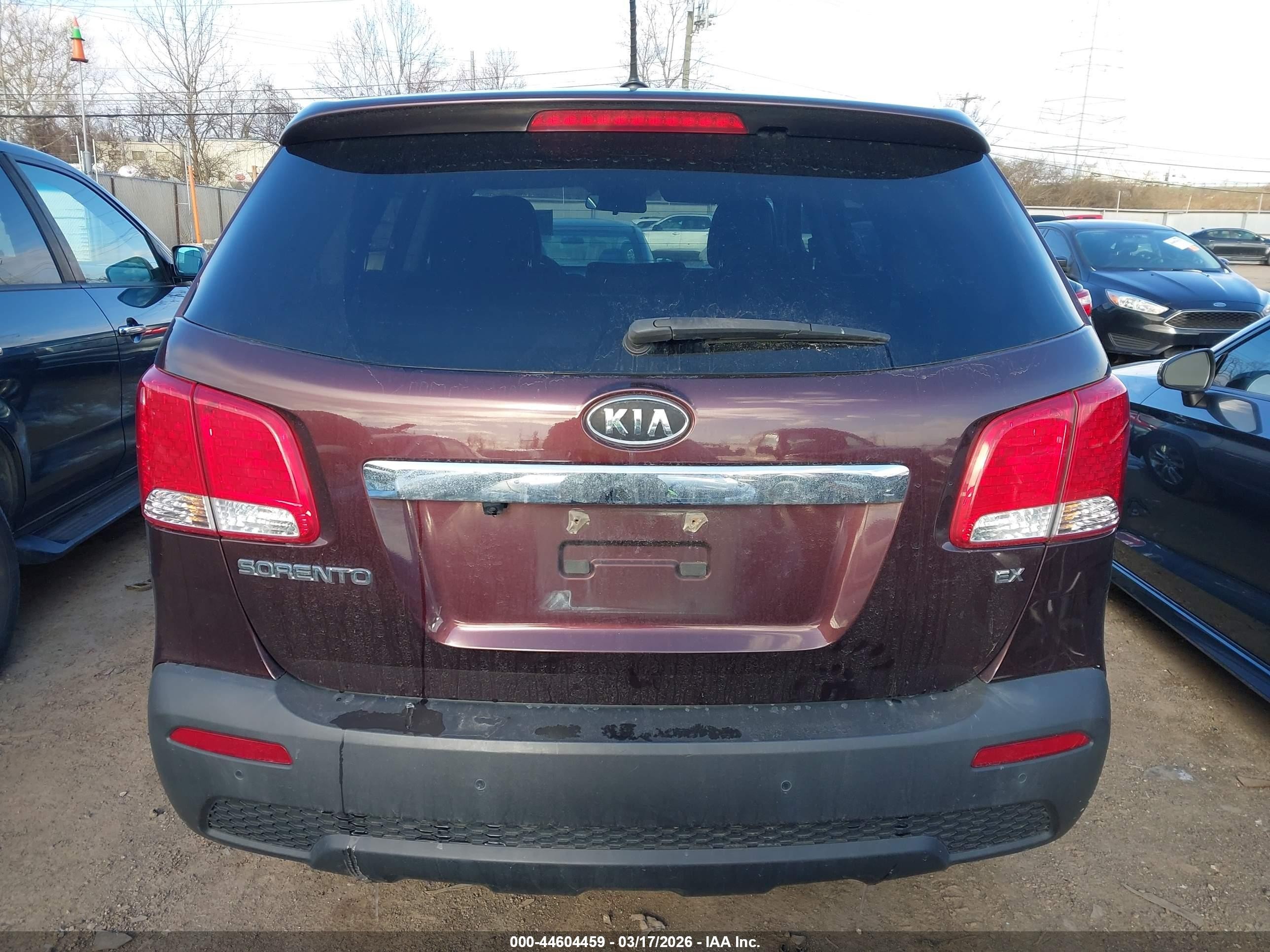2011 Kia Sorento Ex Maroon vin: 5XYKU4A10BG030477