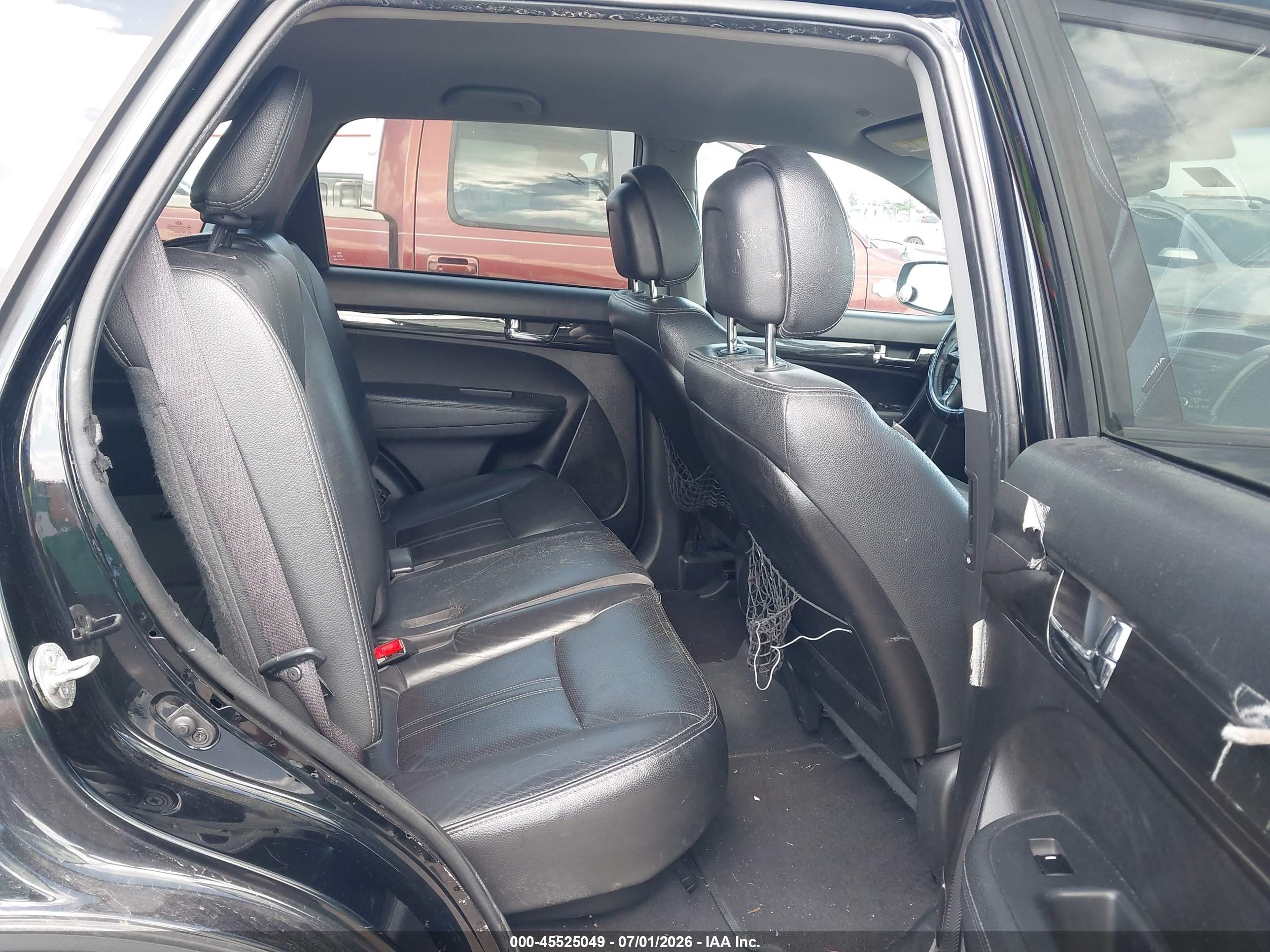 2011 Kia Sorento Ex Black vin: 5XYKU4A1XBG181925