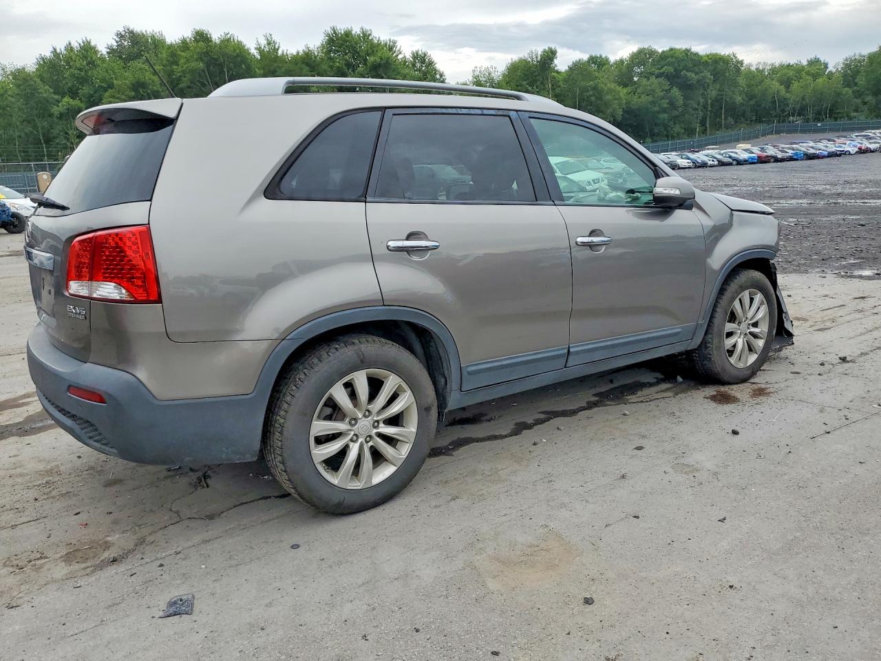 2011 Kia Sorento Ex Желто-коричневый vin: 5XYKU4A20BG043125