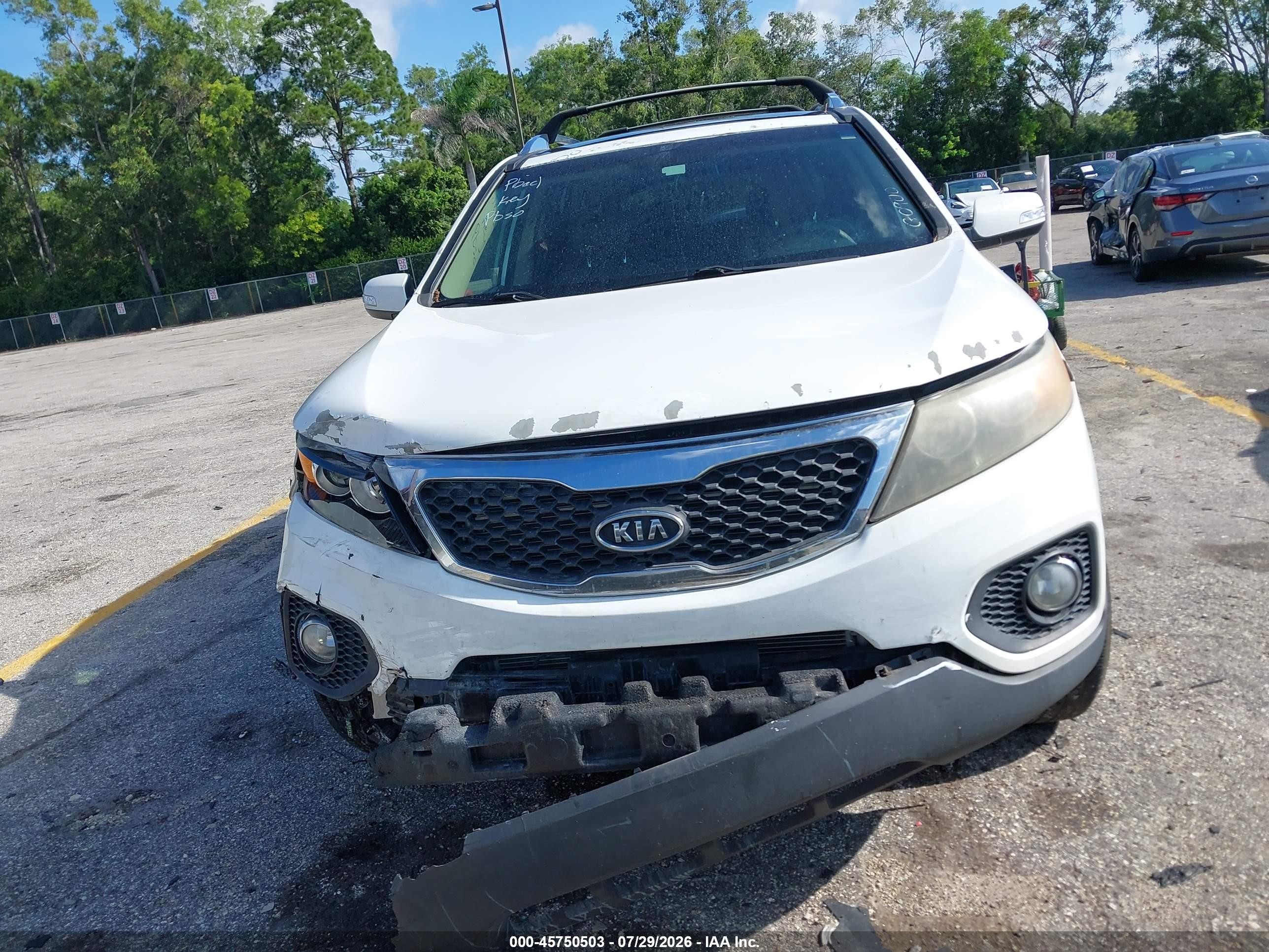 2011 Kia Sorento Ex V6 White vin: 5XYKU4A20BG104277