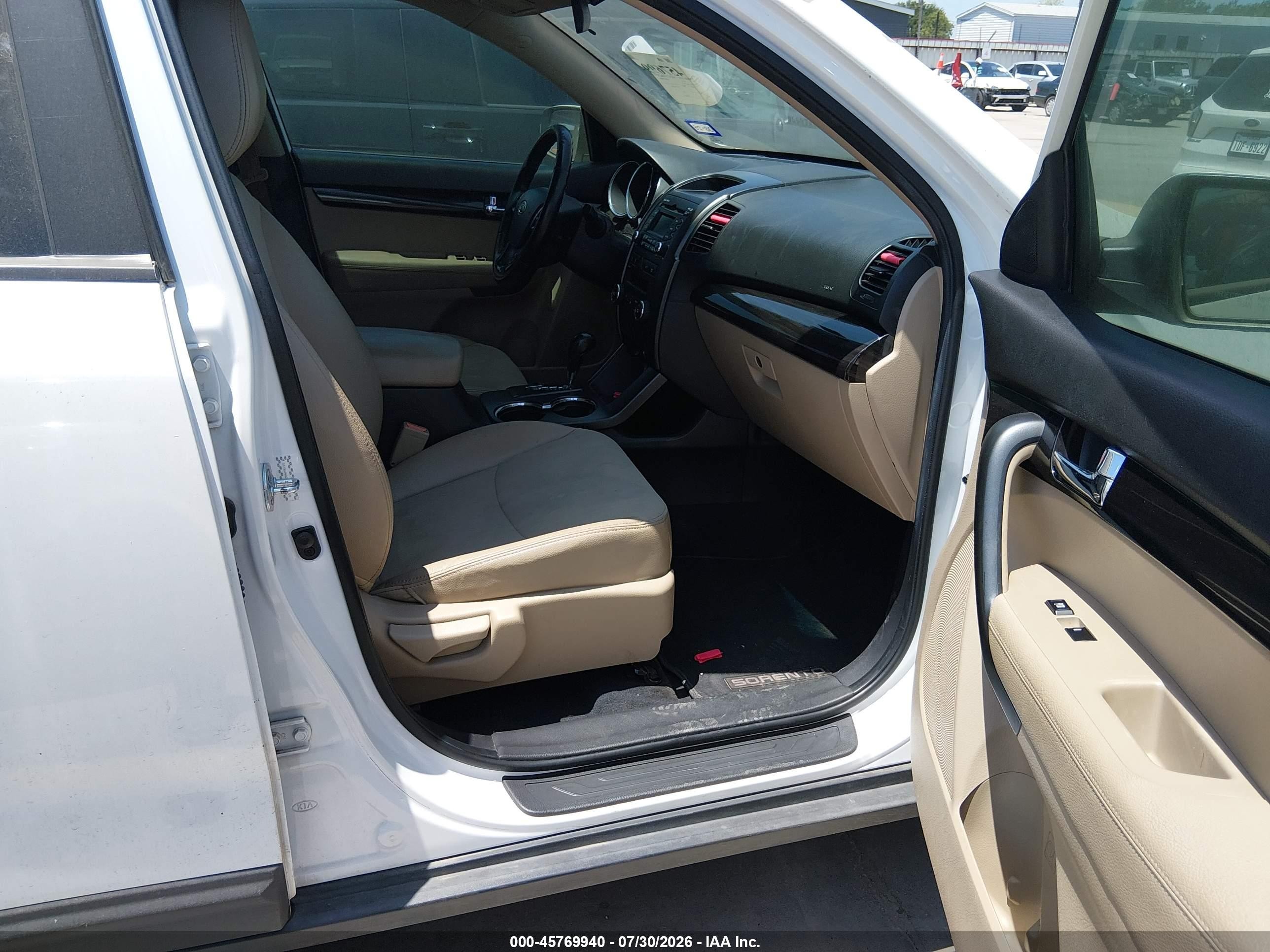2011 Kia Sorento Ex V6 White vin: 5XYKU4A21BG034319