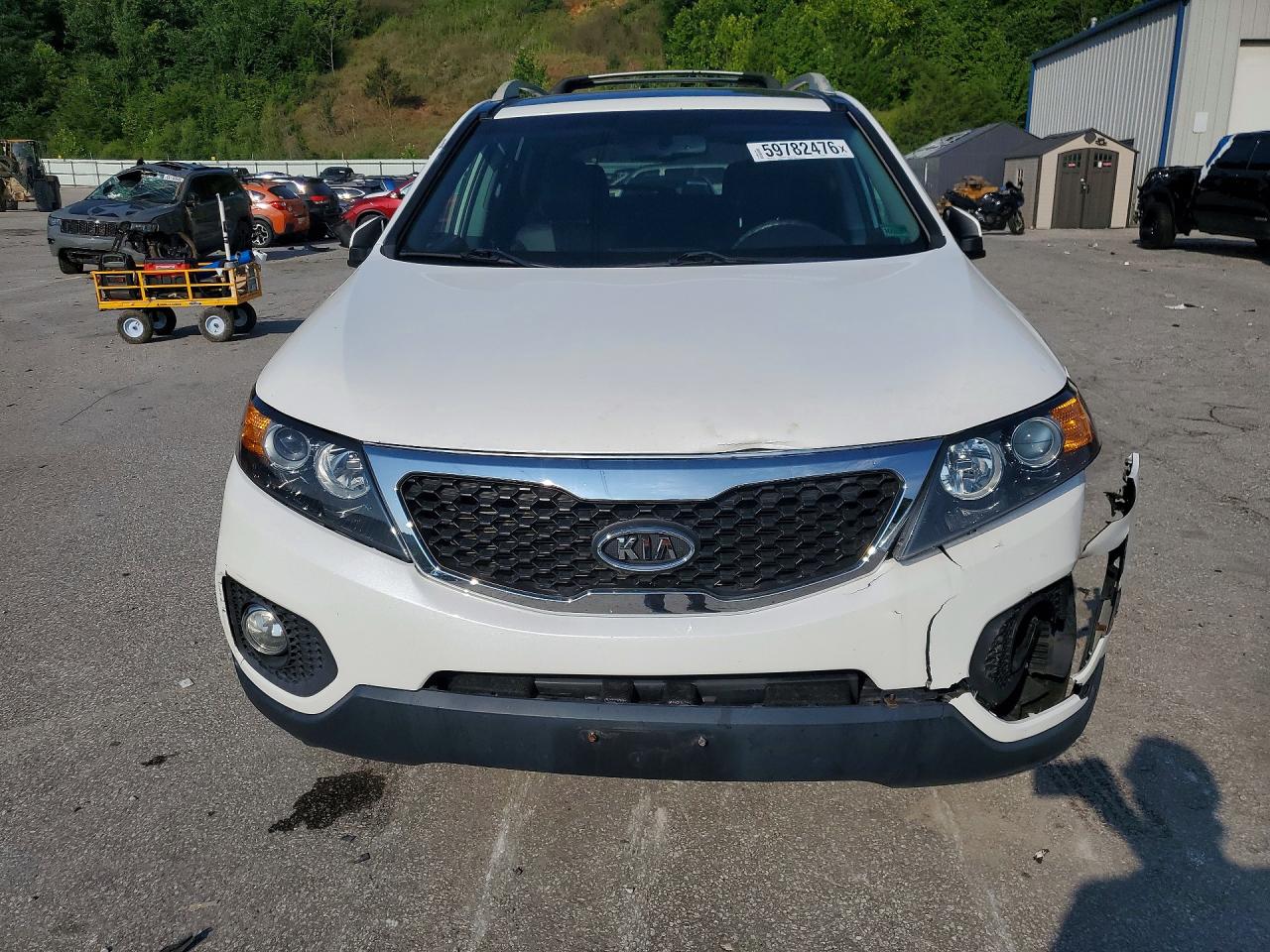 2013 Kia Sorento Ex White vin: 5XYKU4A21DG320397