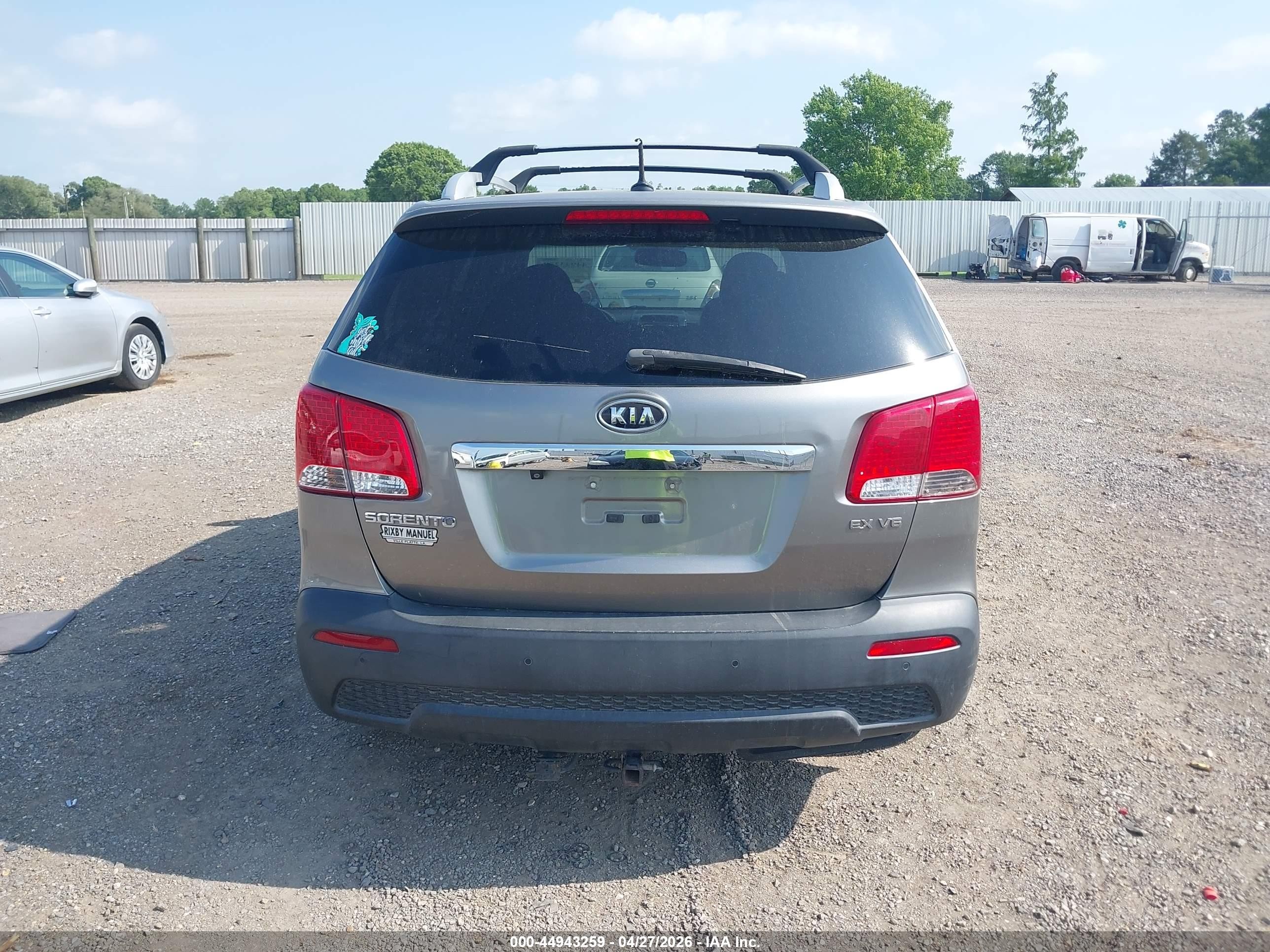 2013 Kia Sorento Ex V6 Champagne vin: 5XYKU4A23DG373859