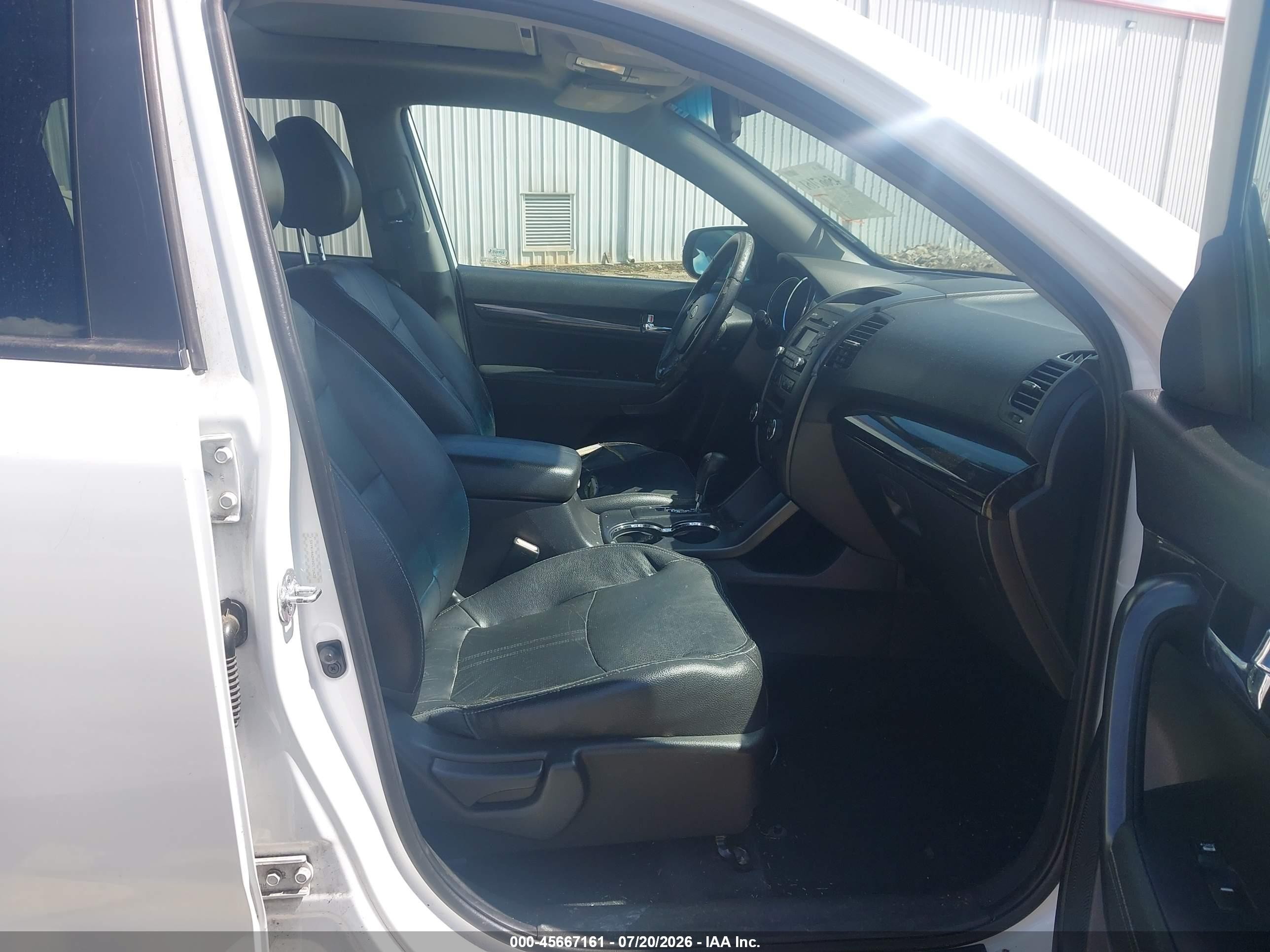2011 Kia Sorento Ex V6 White vin: 5XYKU4A24BG172632