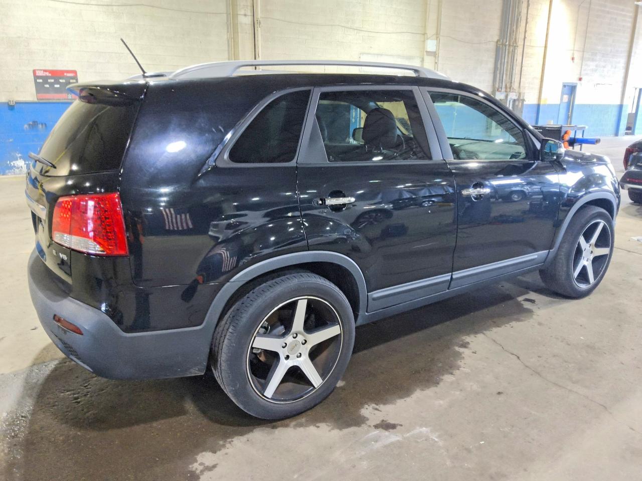 2011 Kia Sorento Ex Black vin: 5XYKU4A26BG083550