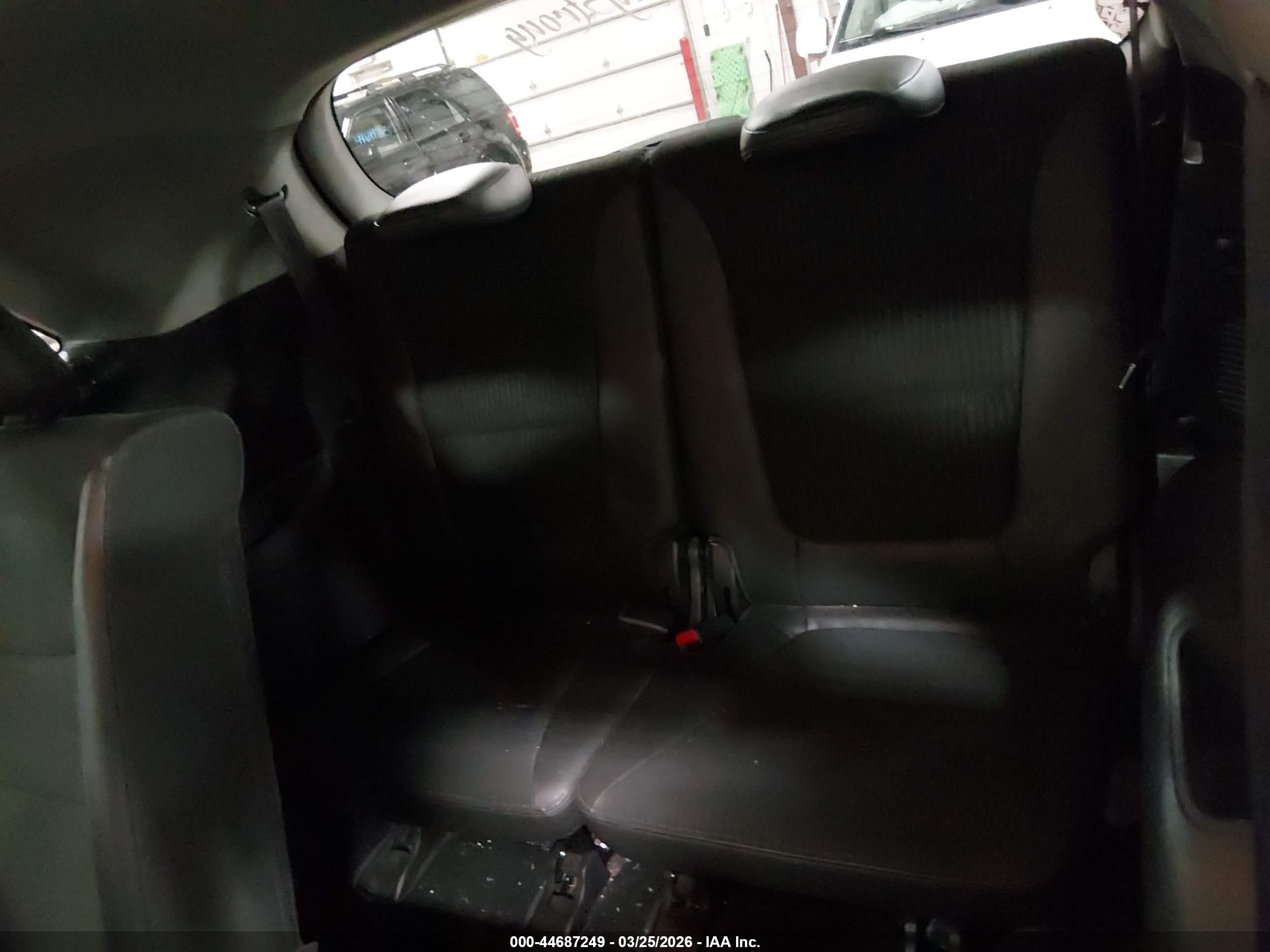 2011 Kia Sorento Ex V6 Серебряный vin: 5XYKU4A26BG185902