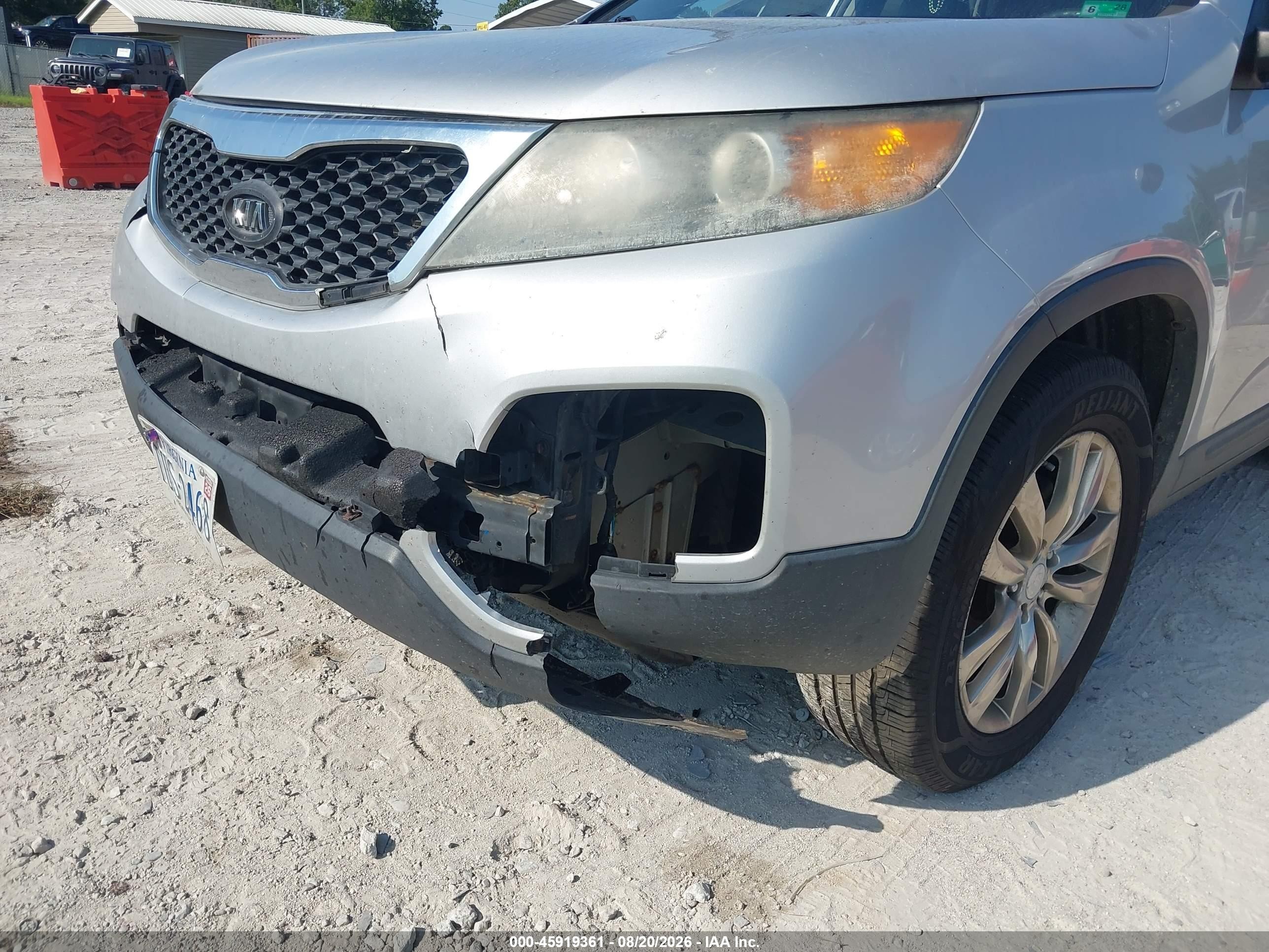2011 Kia Sorento Ex V6 Серебряный vin: 5XYKU4A27BG013040