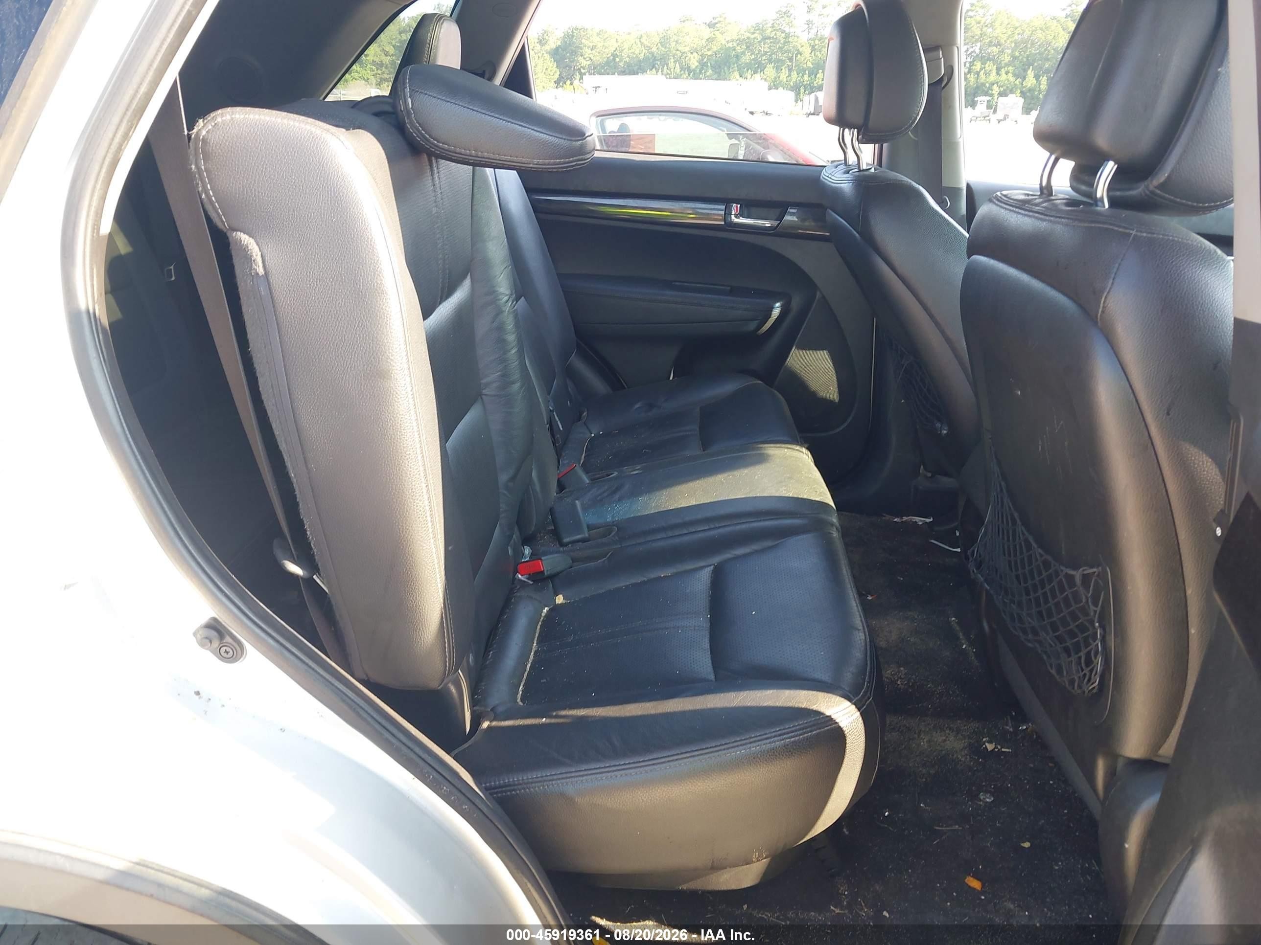2011 Kia Sorento Ex V6 Серебряный vin: 5XYKU4A27BG013040