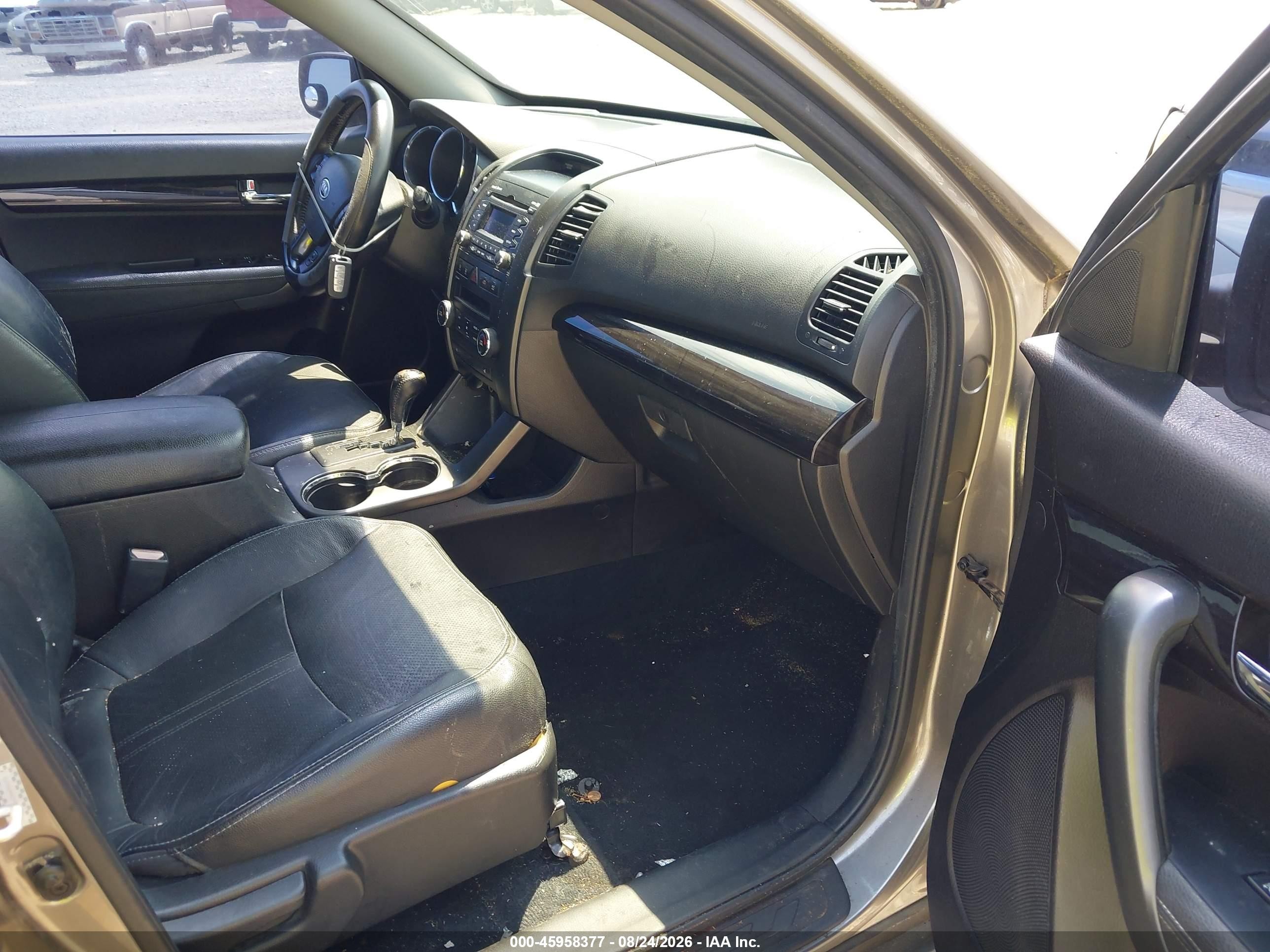 2011 Kia Sorento Ex V6 Серый vin: 5XYKU4A29BG081775