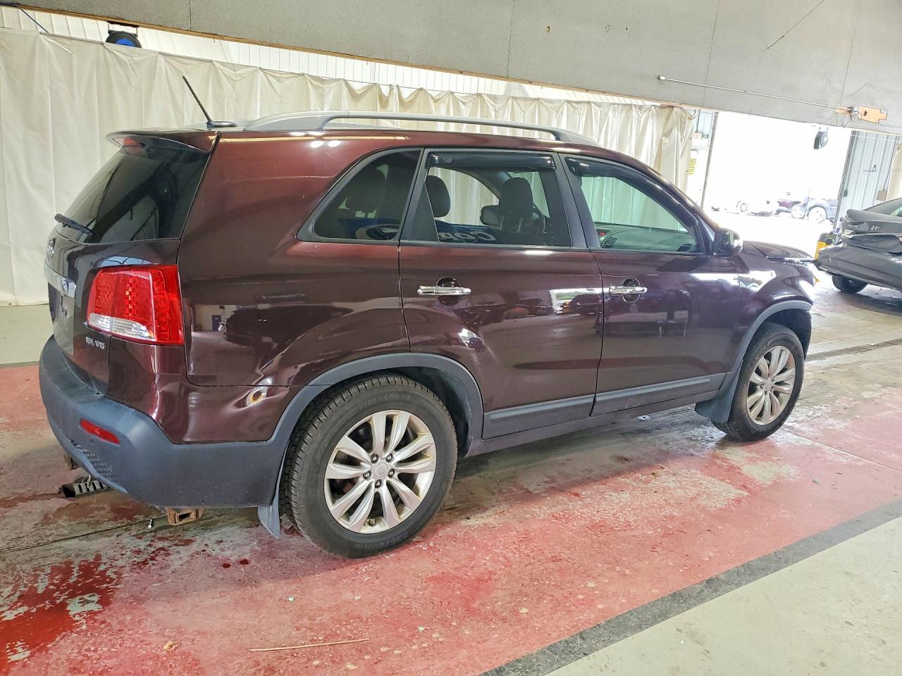 2011 Kia Sorento Ex Burgundy vin: 5XYKU4A29BG110997
