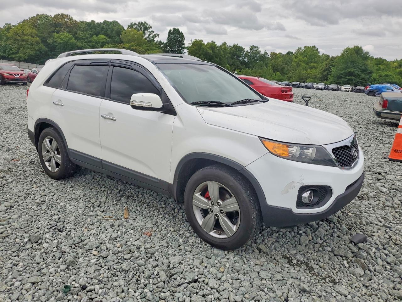2013 Kia Sorento Ex White vin: 5XYKU4A2XDG330958
