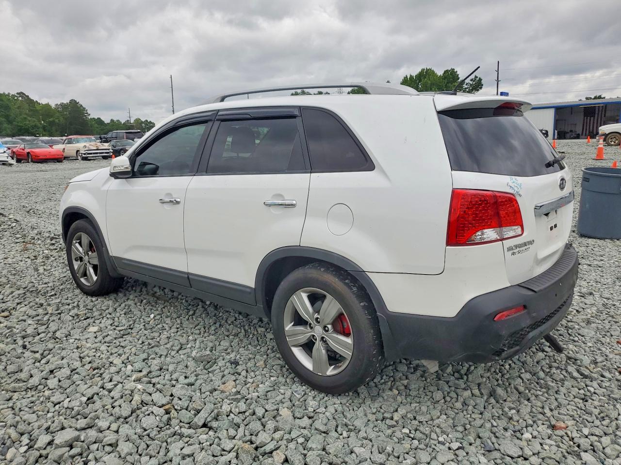 2013 Kia Sorento Ex White vin: 5XYKU4A2XDG330958