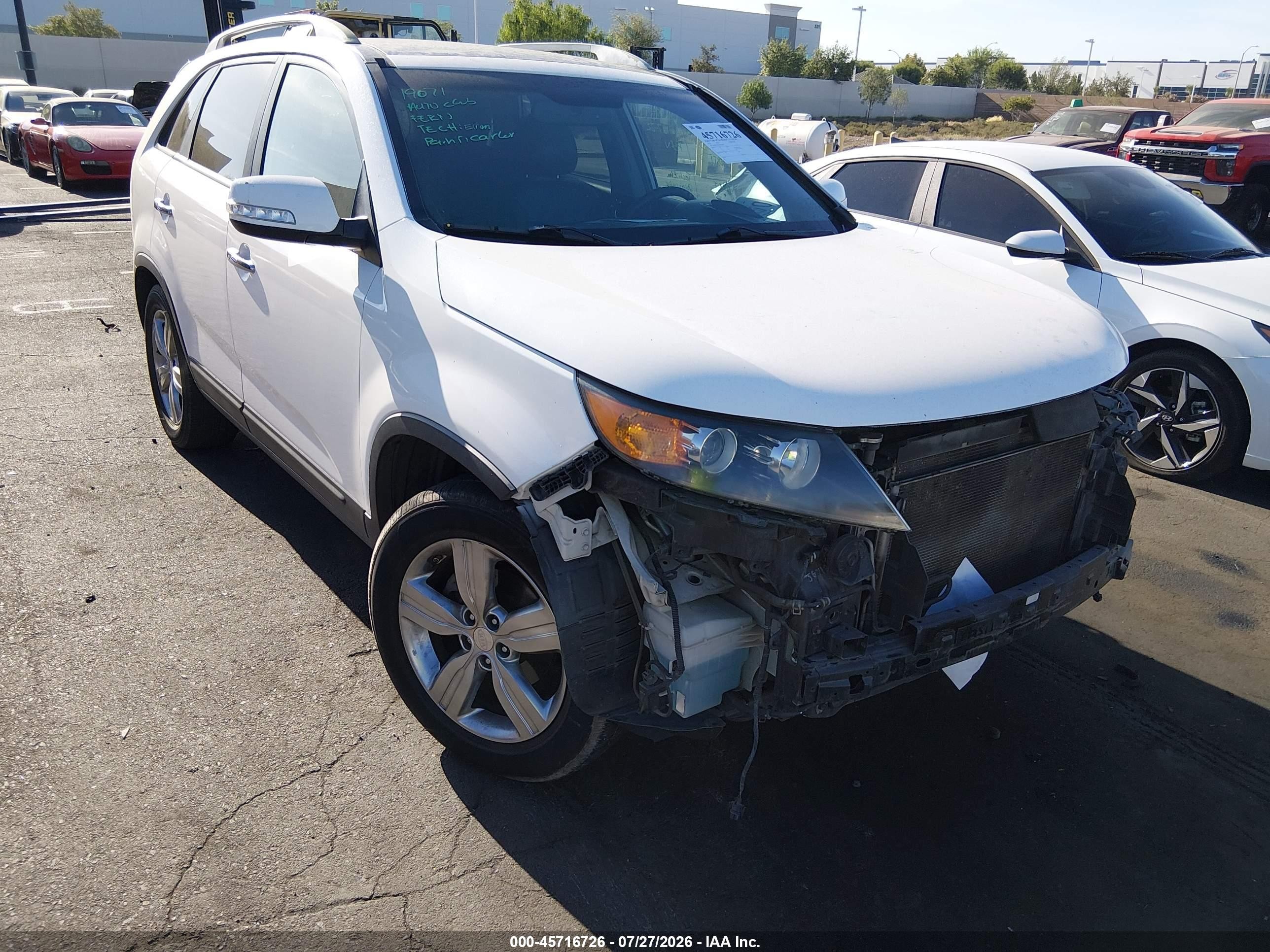 2013 Kia Sorento Ex V6 Белый vin: 5XYKU4A2XDG356444