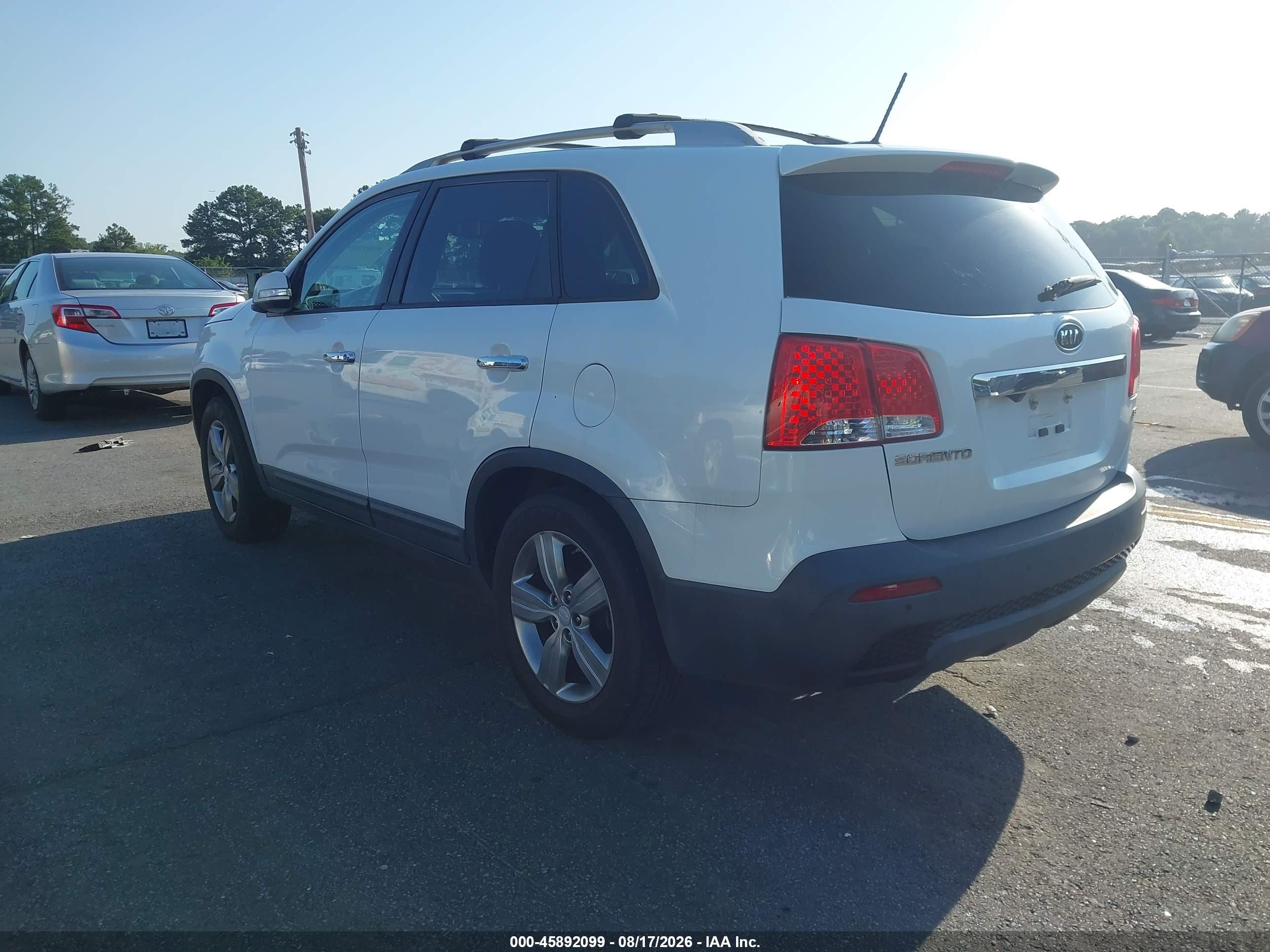 2013 Kia Sorento Ex White vin: 5XYKU4A61DG310472