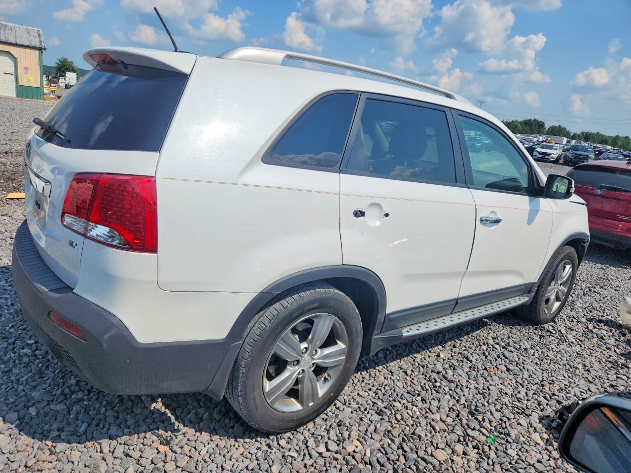 2012 Kia Sorento Ex White vin: 5XYKU4A63CG290739