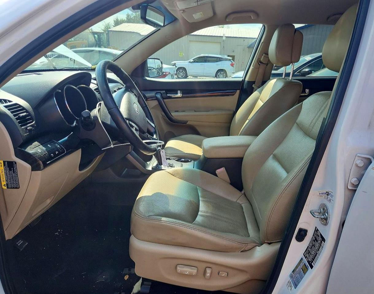 2012 Kia Sorento Ex White vin: 5XYKU4A63CG290739