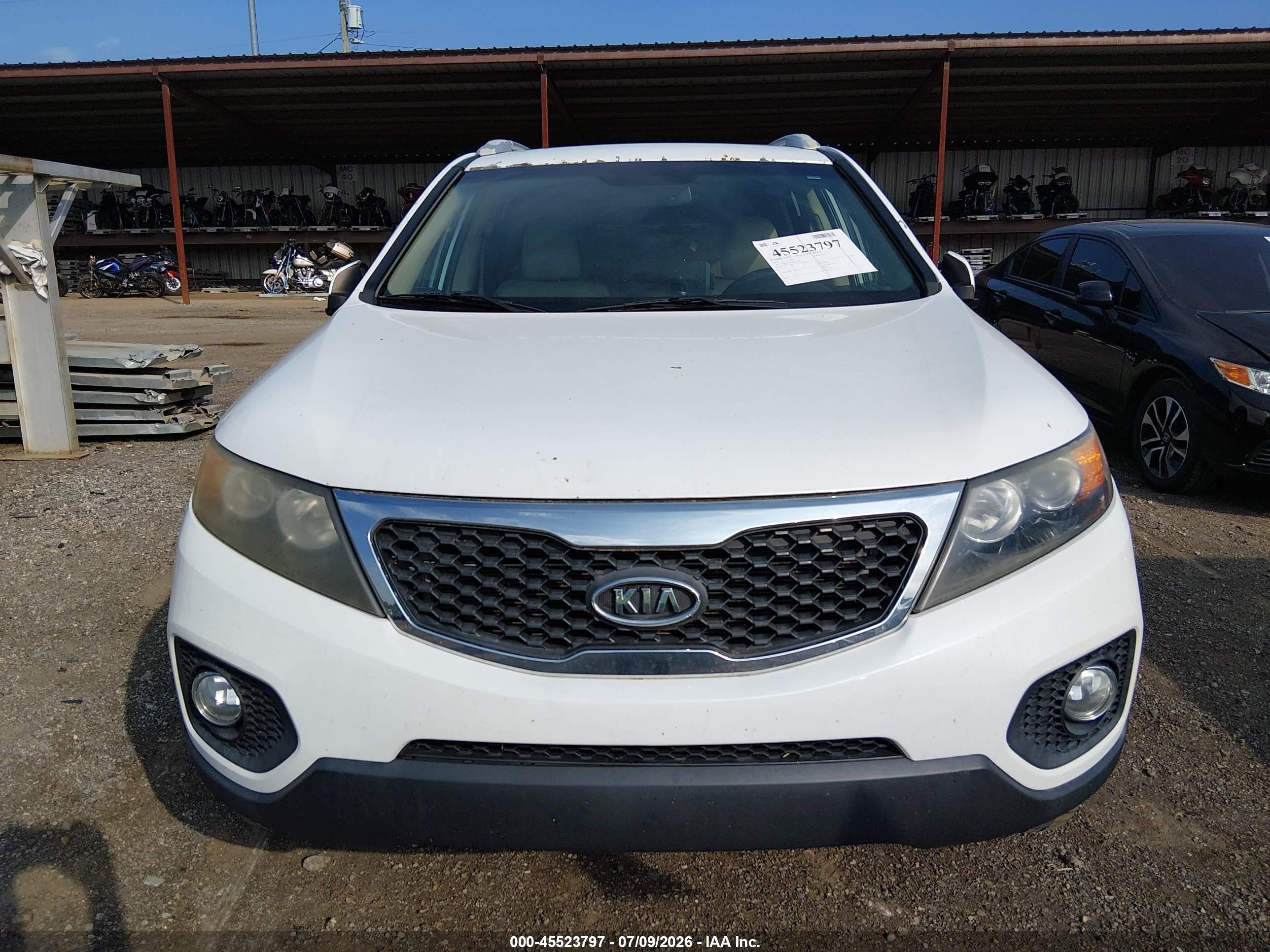 2013 Kia Sorento Ex White vin: 5XYKU4A64DG333020