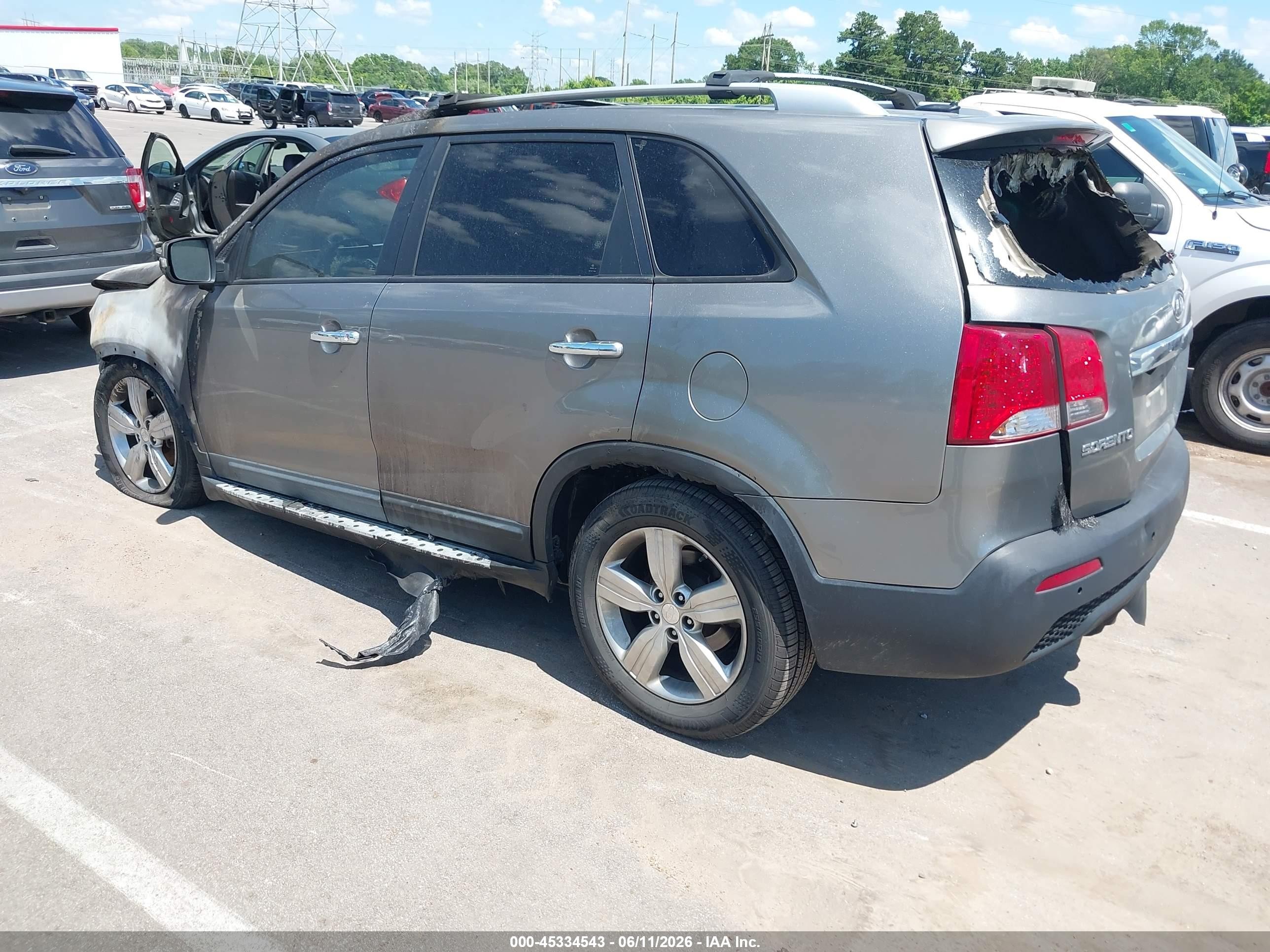 2013 Kia Sorento Ex Серый vin: 5XYKU4A69DG323969