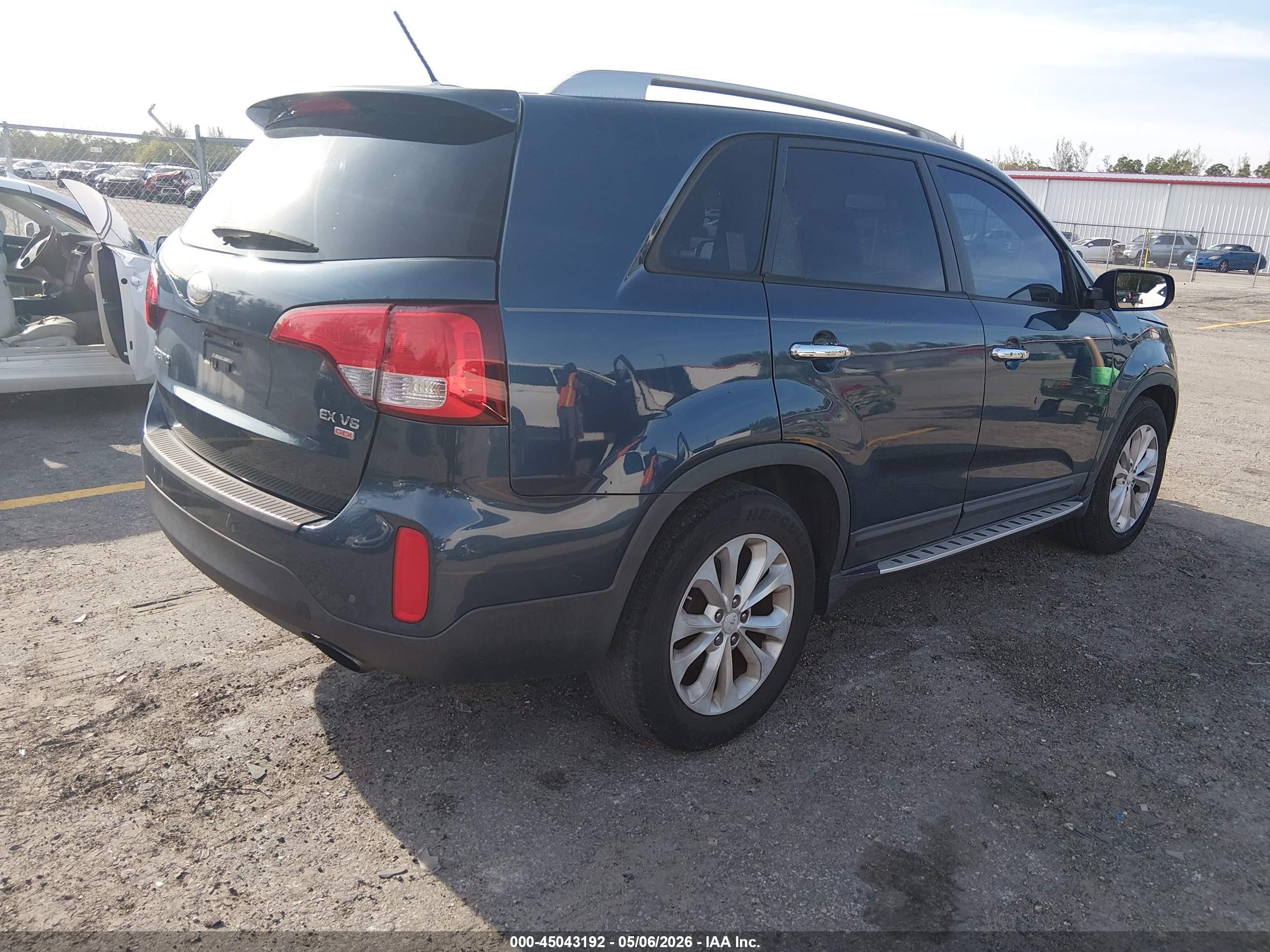 2014 Kia Sorento Ex V6 Blue vin: 5XYKU4A72EG431019