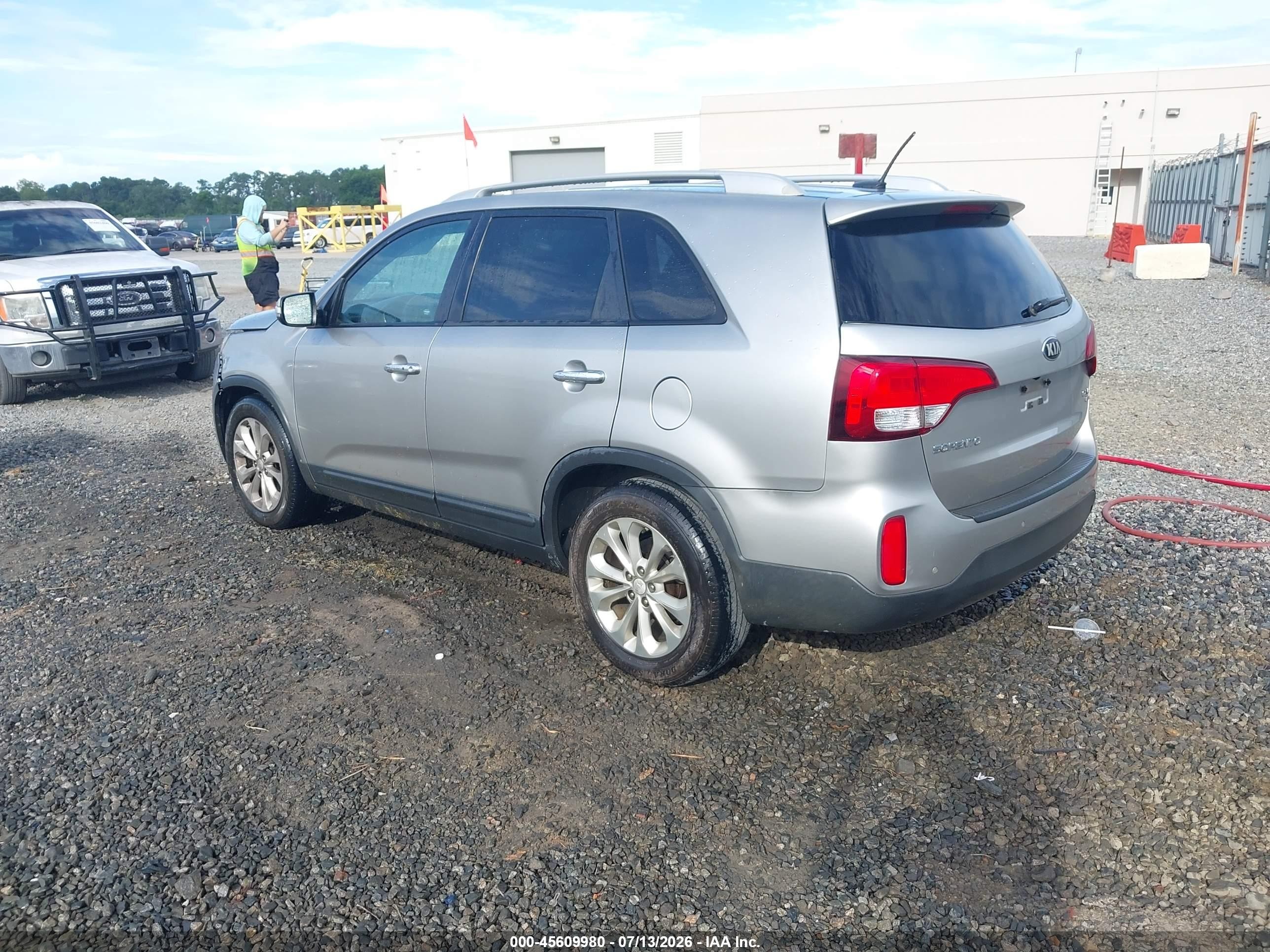 2014 Kia Sorento Ex V6 Silver vin: 5XYKU4A77EG498926
