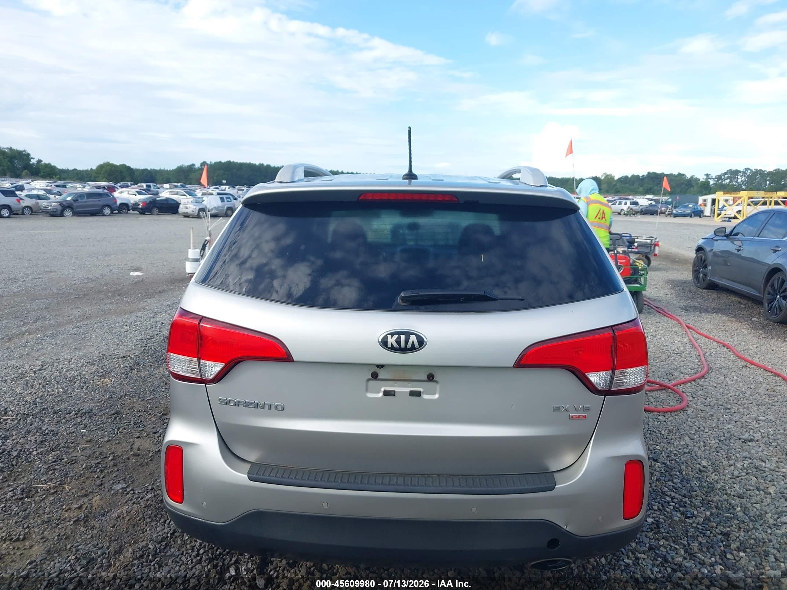 2014 Kia Sorento Ex V6 Silver vin: 5XYKU4A77EG498926
