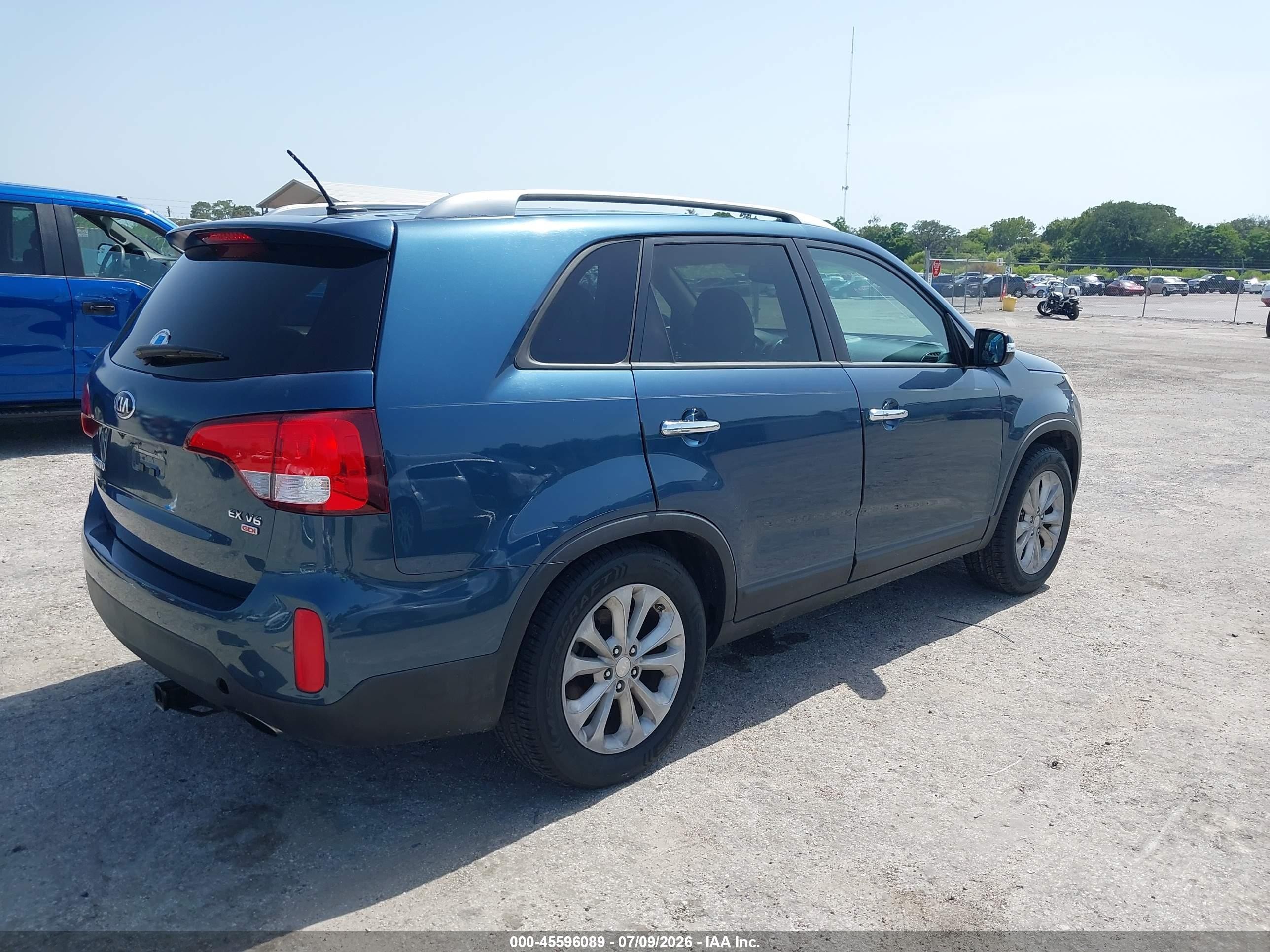 2014 Kia Sorento Ex V6 Blue vin: 5XYKU4A78EG534039