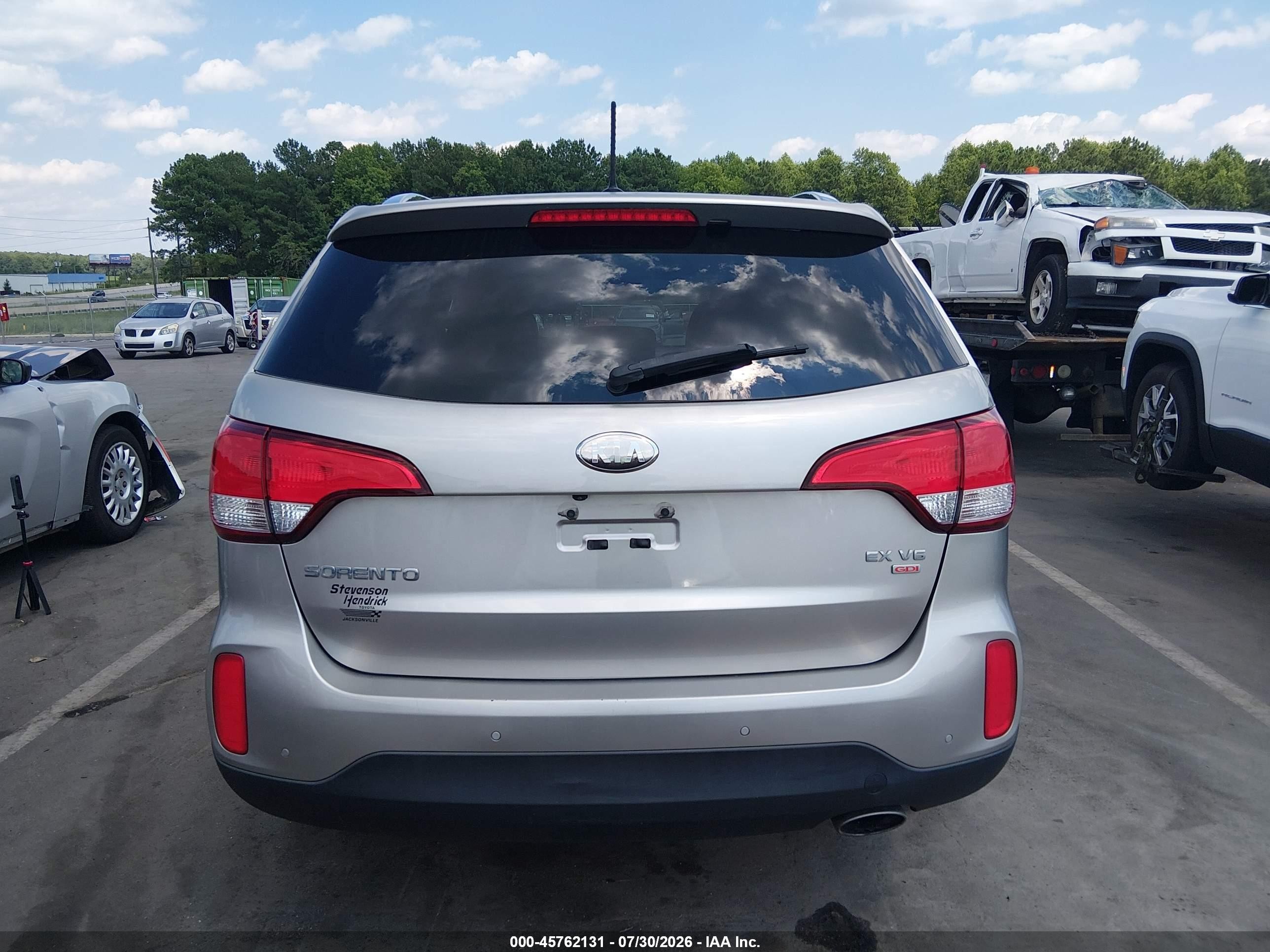 2014 Kia Sorento Ex V6 Silver vin: 5XYKU4A7XEG453379