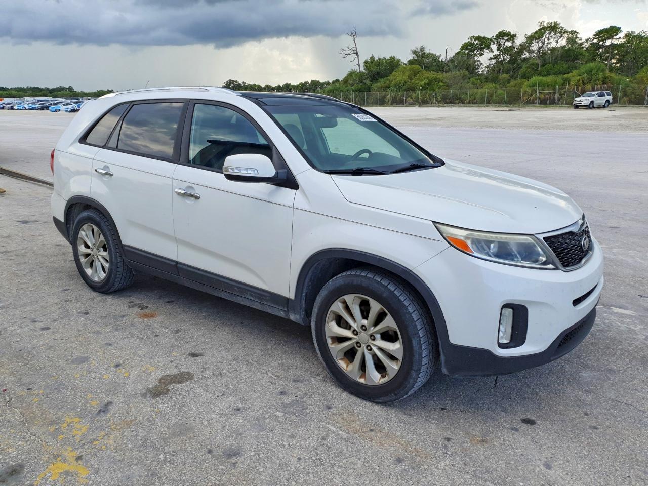 2015 Kia Sorento Ex White vin: 5XYKU4A7XFG640557