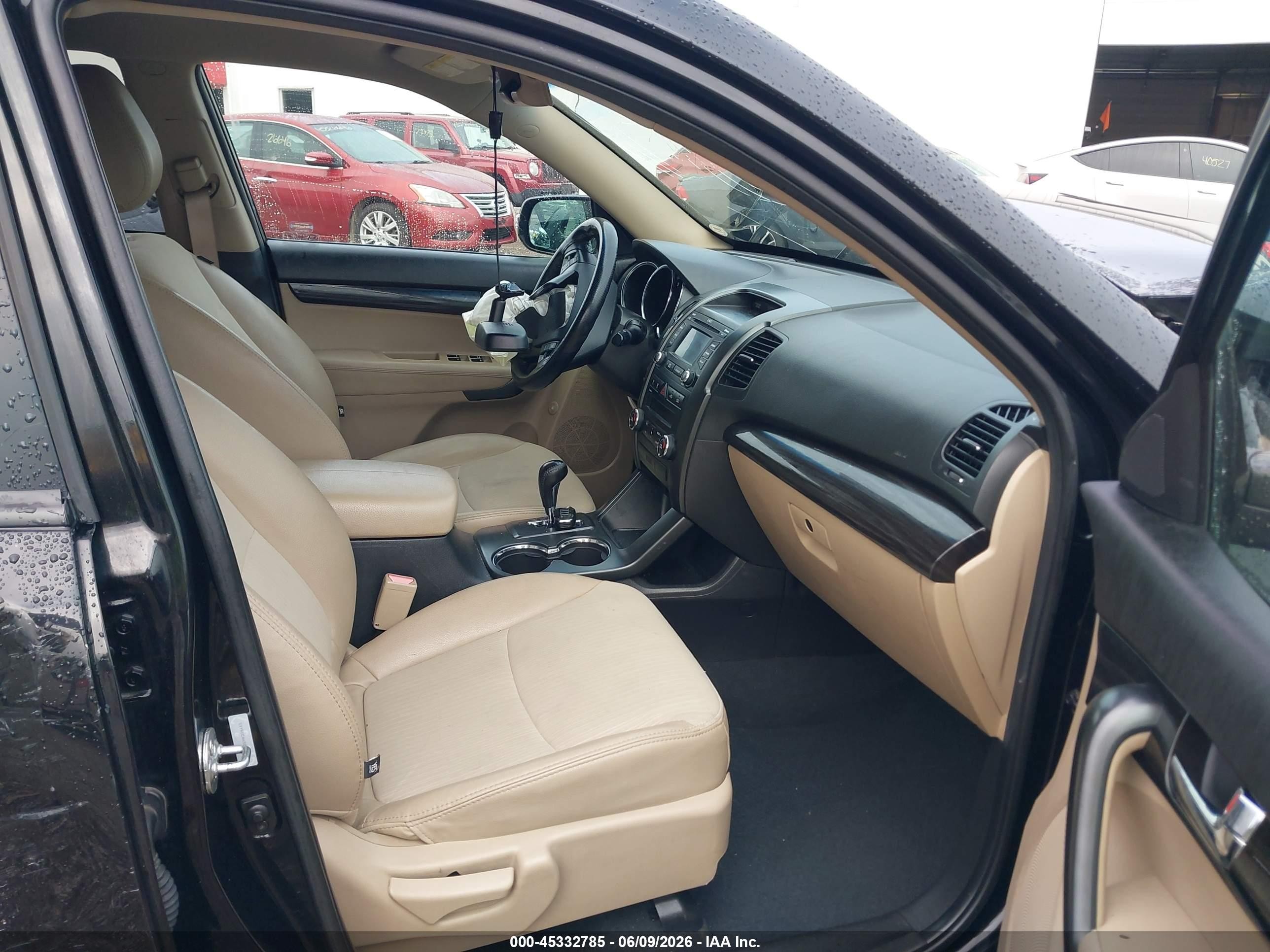 2012 Kia Sorento Ex Black vin: 5XYKUCA65CG245134