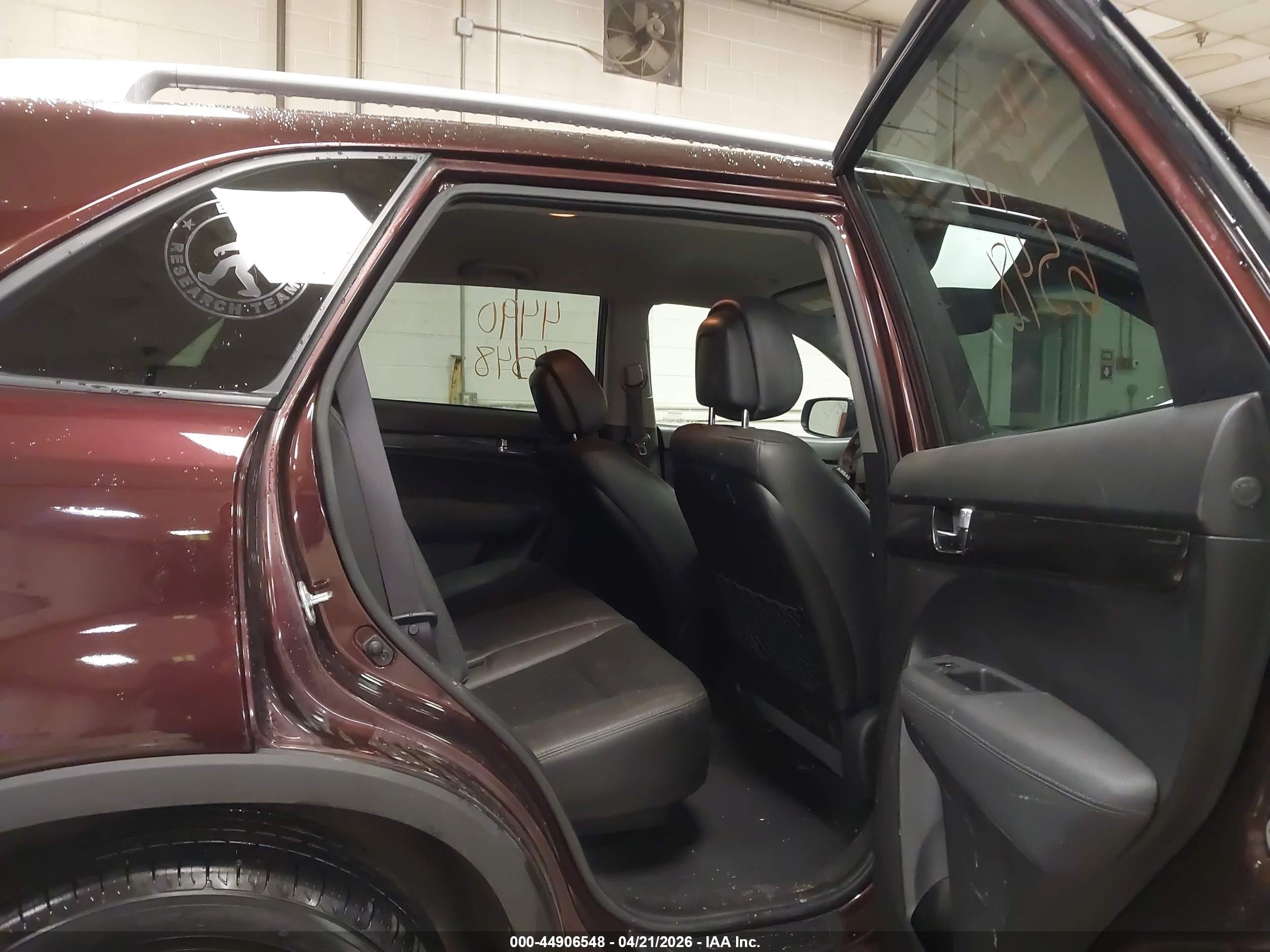 2012 Kia Sorento Ex Maroon vin: 5XYKUCA65CG293099