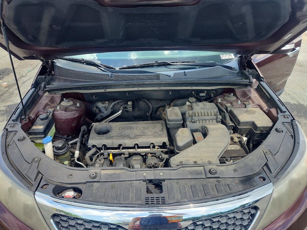 2011 Kia Sorento Ex Maroon vin: 5XYKUDA10BG038465