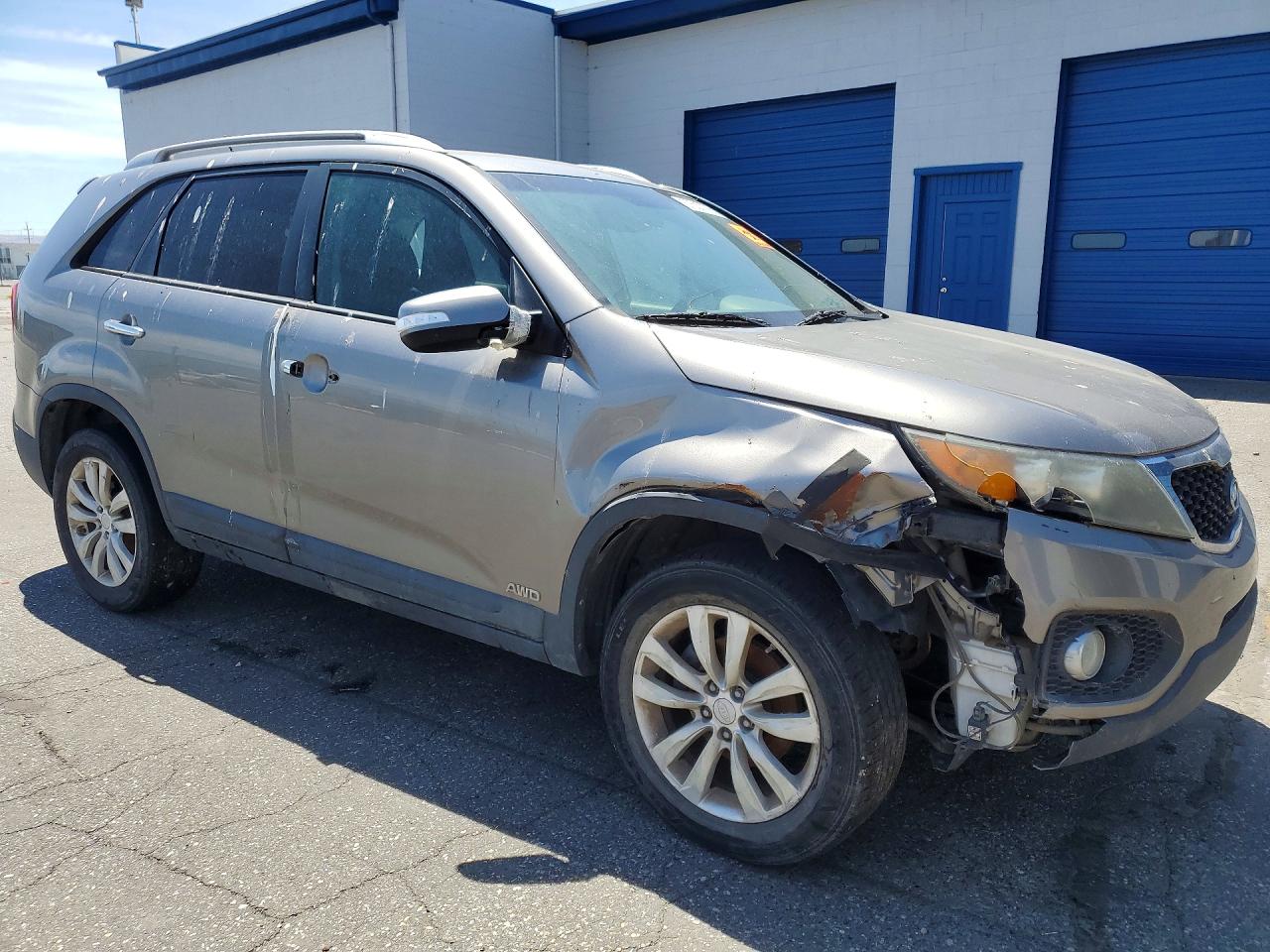 2011 Kia Sorento Ex Серебряный vin: 5XYKUDA14BG123518