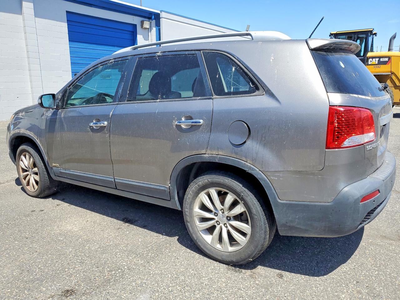 2011 Kia Sorento Ex Серебряный vin: 5XYKUDA14BG123518