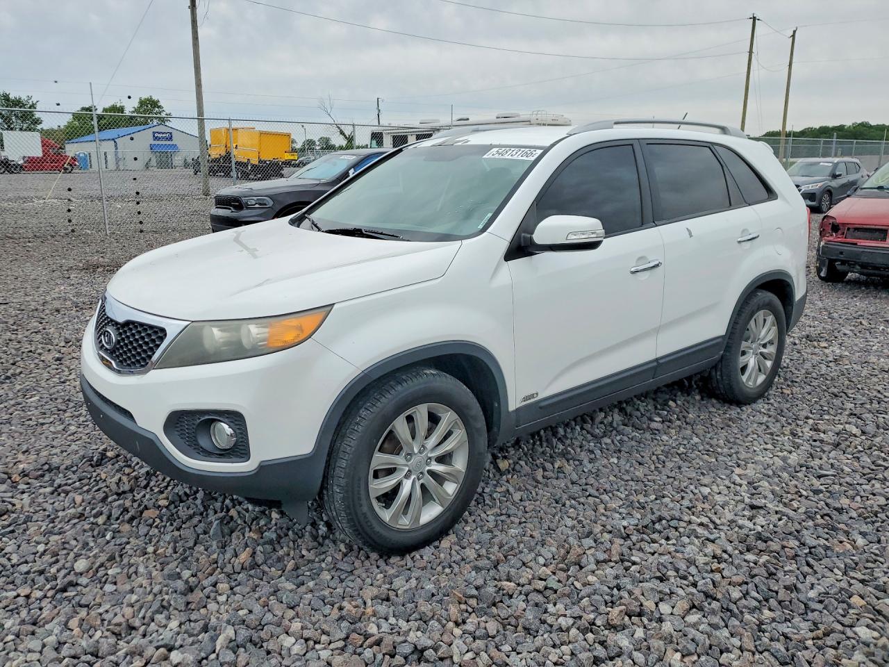 2011 Kia Sorento Ex White vin: 5XYKUDA15BG084325