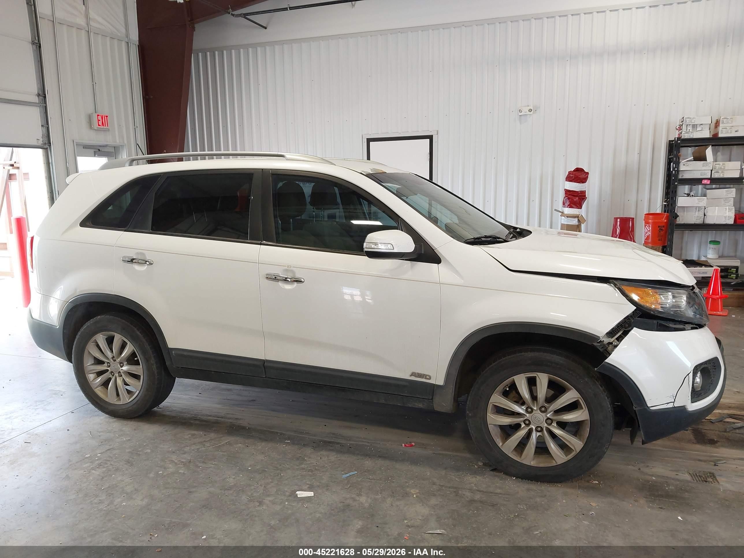 2011 Kia Sorento Ex V6 Белый vin: 5XYKUDA20BG056036