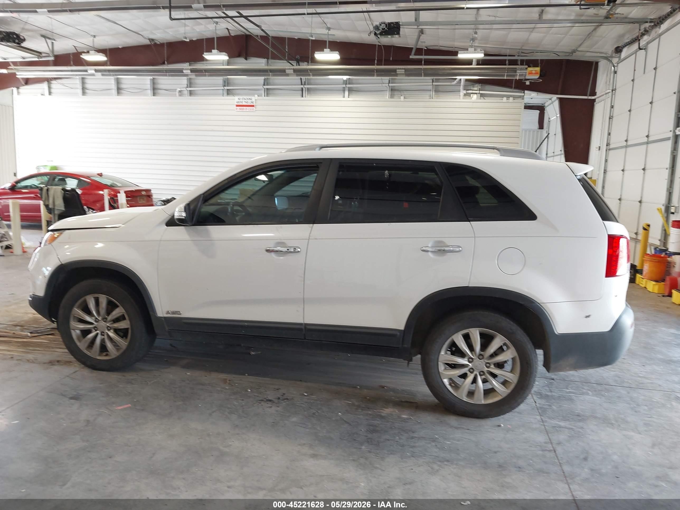2011 Kia Sorento Ex V6 Белый vin: 5XYKUDA20BG056036