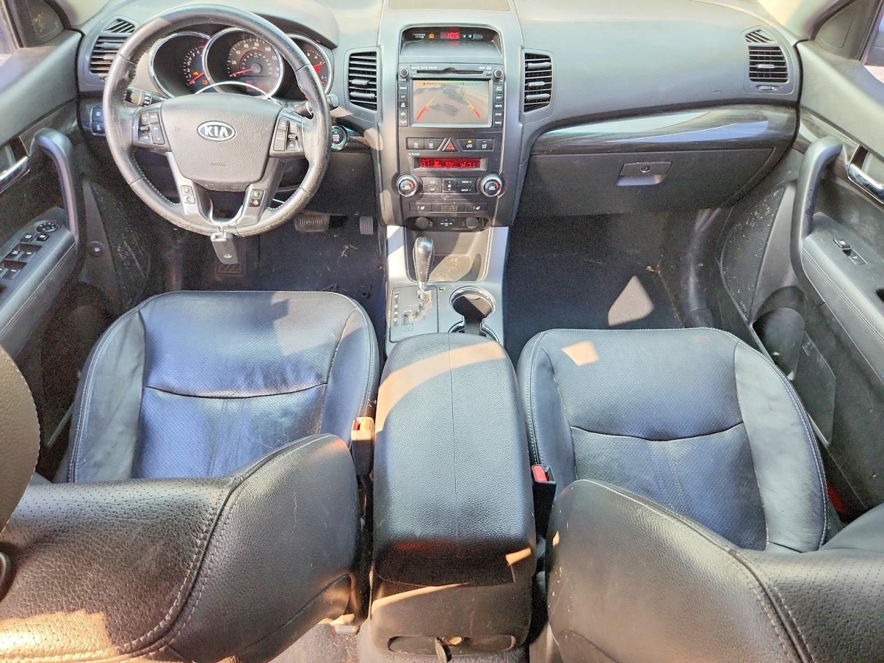 2011 Kia Sorento Ex Black vin: 5XYKUDA20BG085083