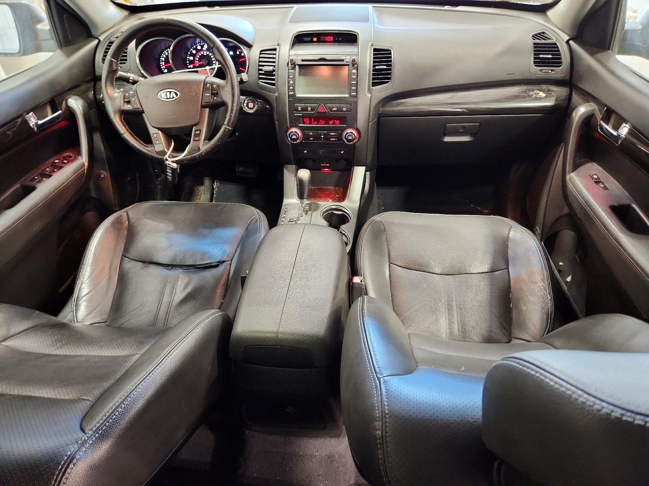 2011 Kia Sorento Ex Maroon vin: 5XYKUDA21BG183071