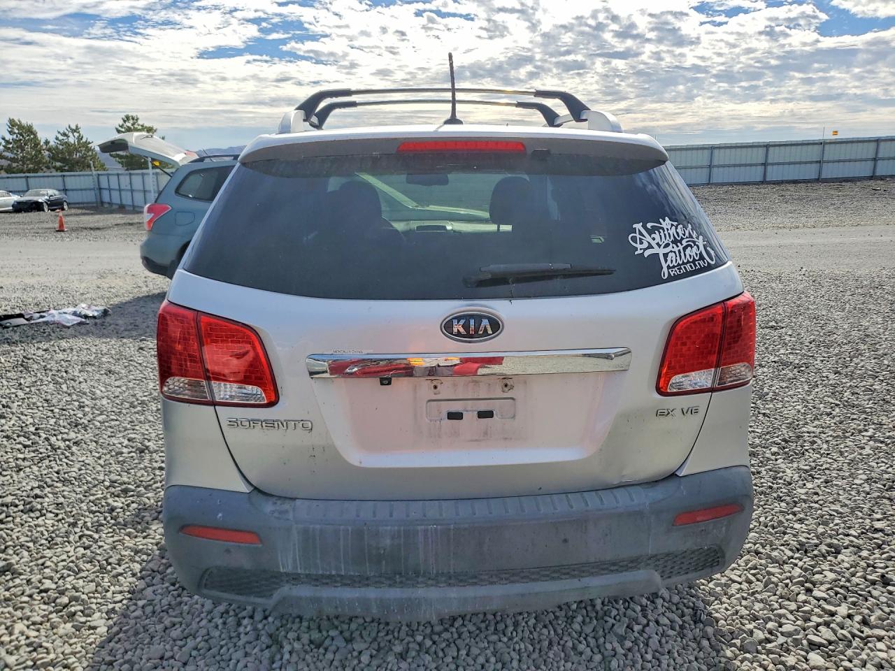 2012 Kia Sorento Ex Silver vin: 5XYKUDA21CG271202