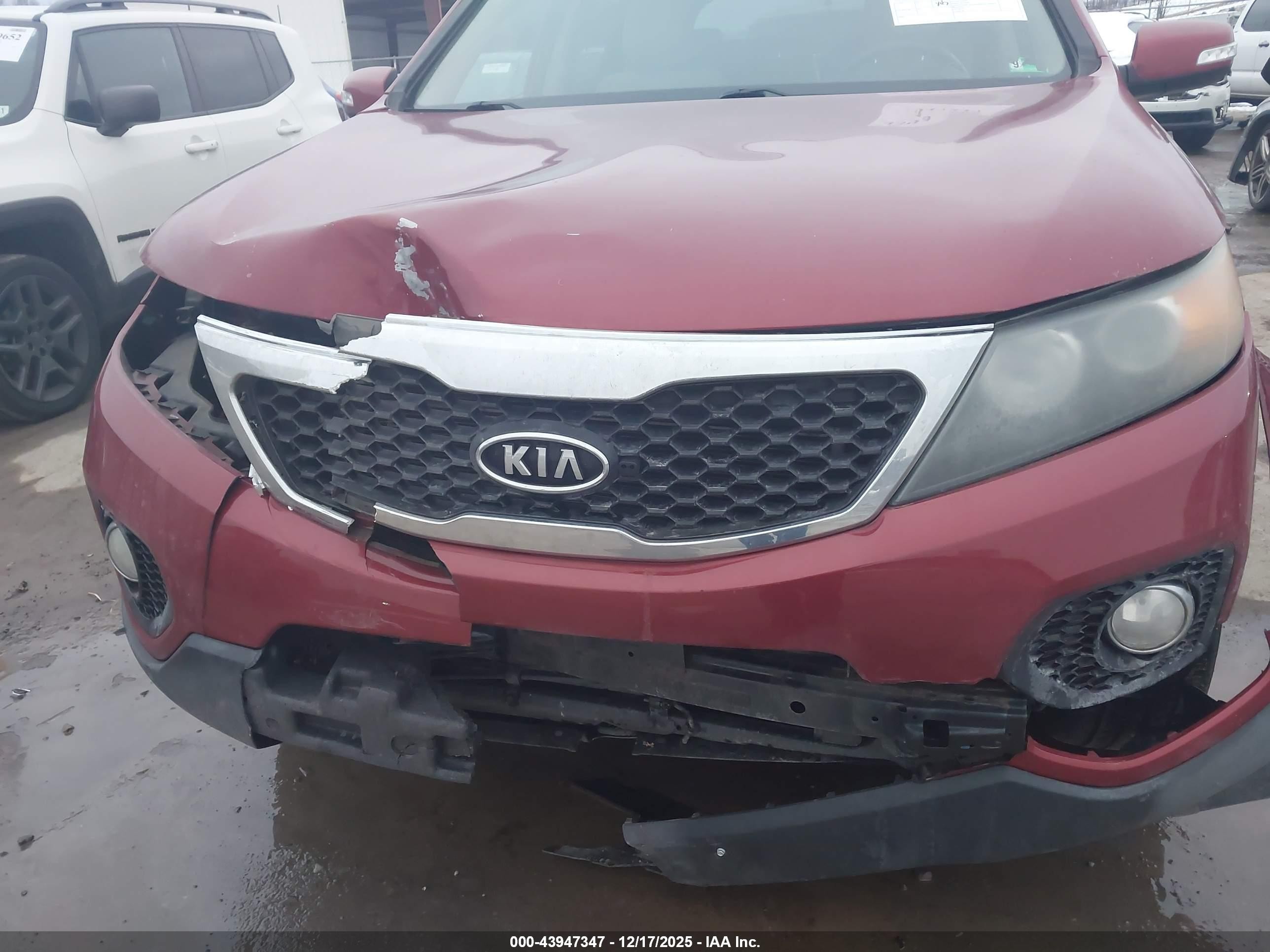 2011 Kia Sorento Ex V6 Красный vin: 5XYKUDA22BG022874