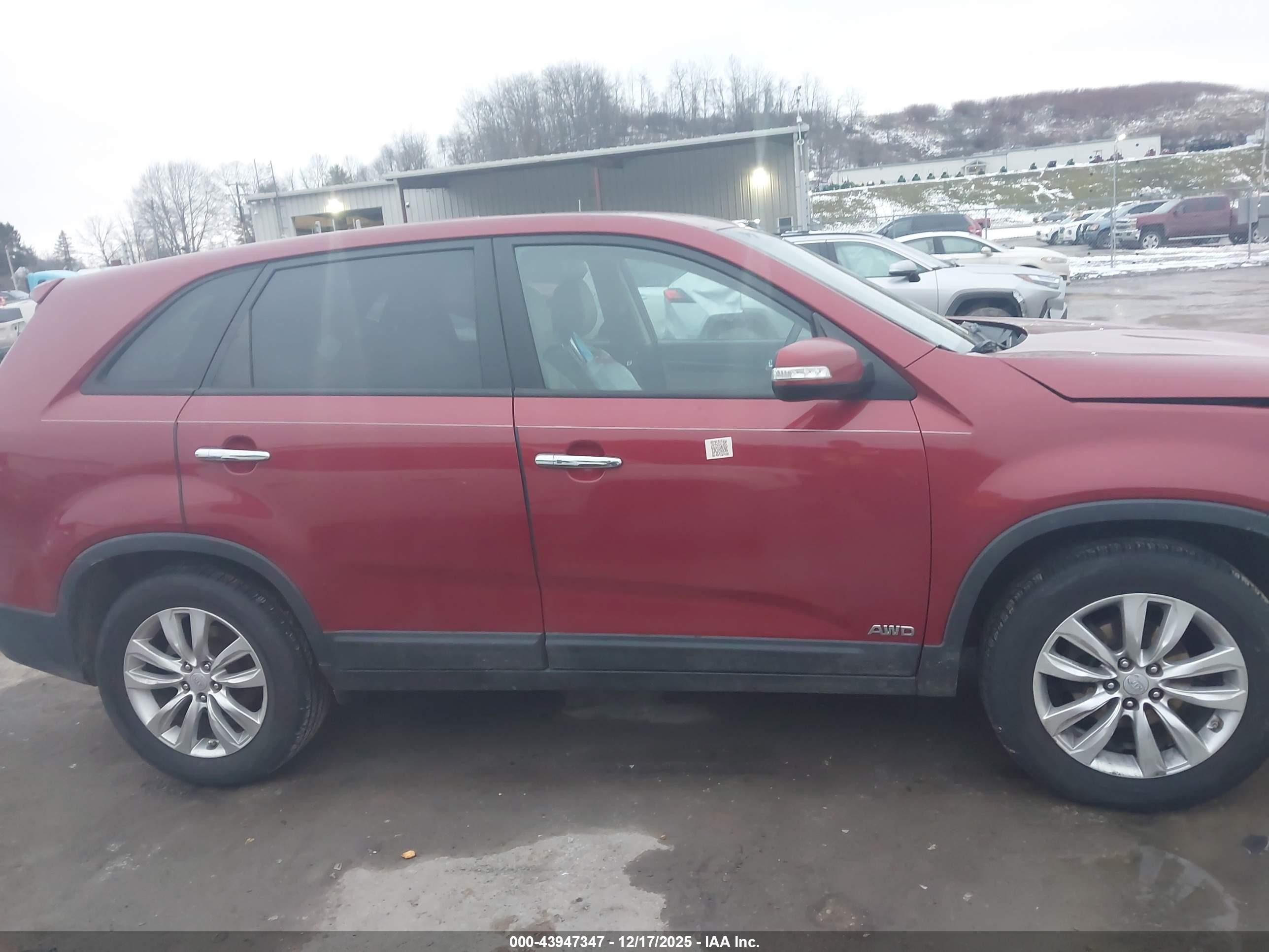 2011 Kia Sorento Ex V6 Красный vin: 5XYKUDA22BG022874