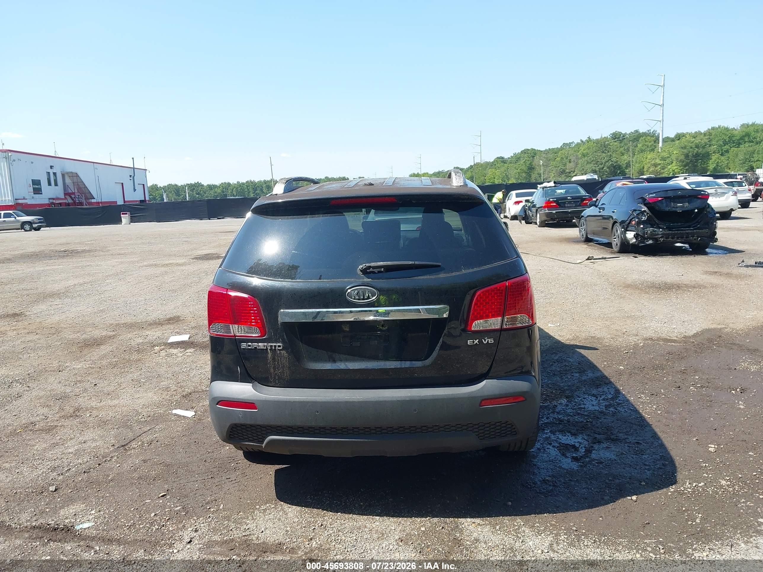 2011 Kia Sorento Ex V6 Black vin: 5XYKUDA24BG097267