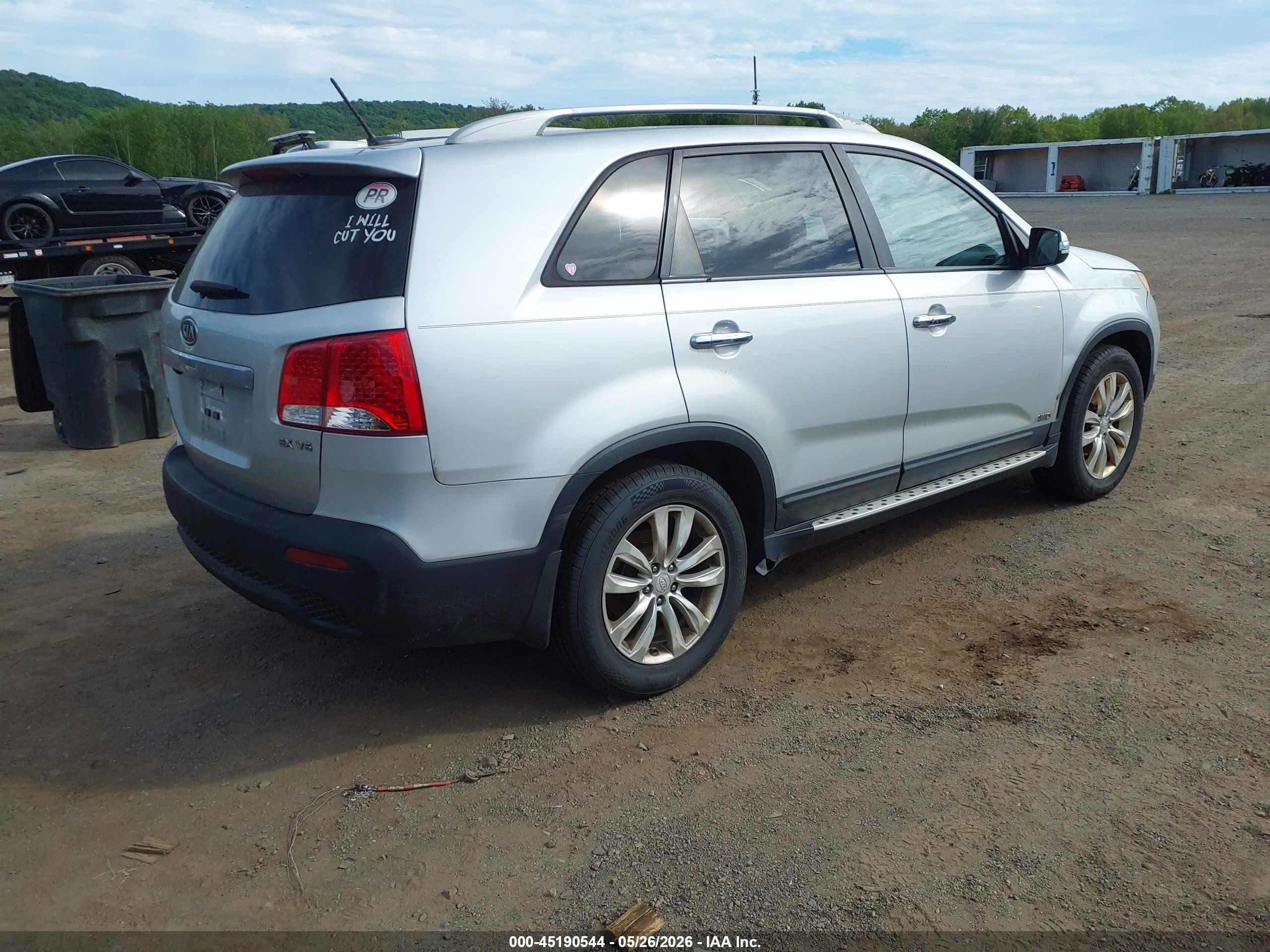 2011 Kia Sorento Ex V6 Silver vin: 5XYKUDA24BG155555