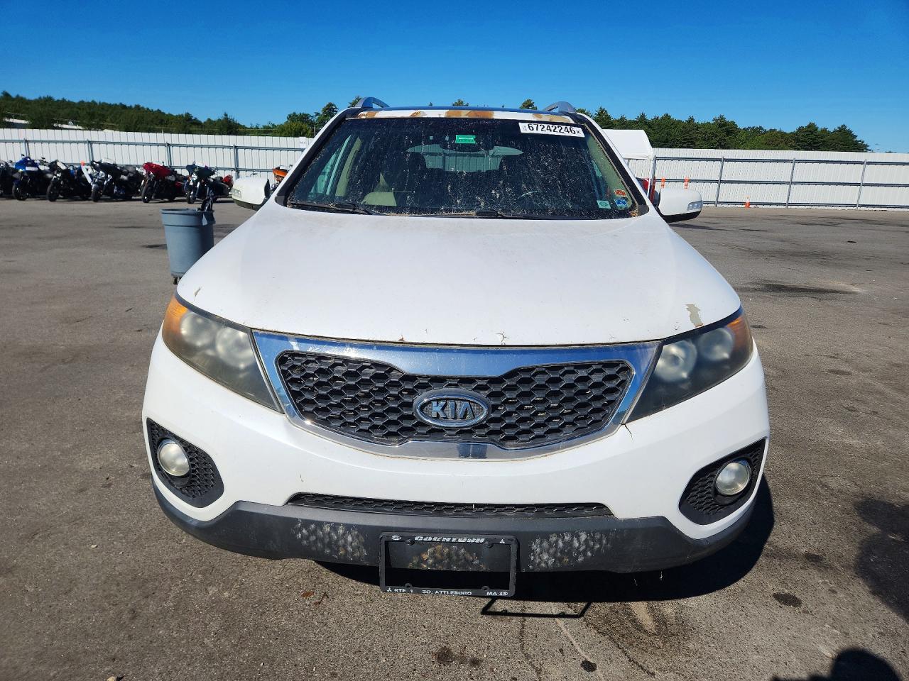 2011 Kia Sorento Ex White vin: 5XYKUDA25BG033366