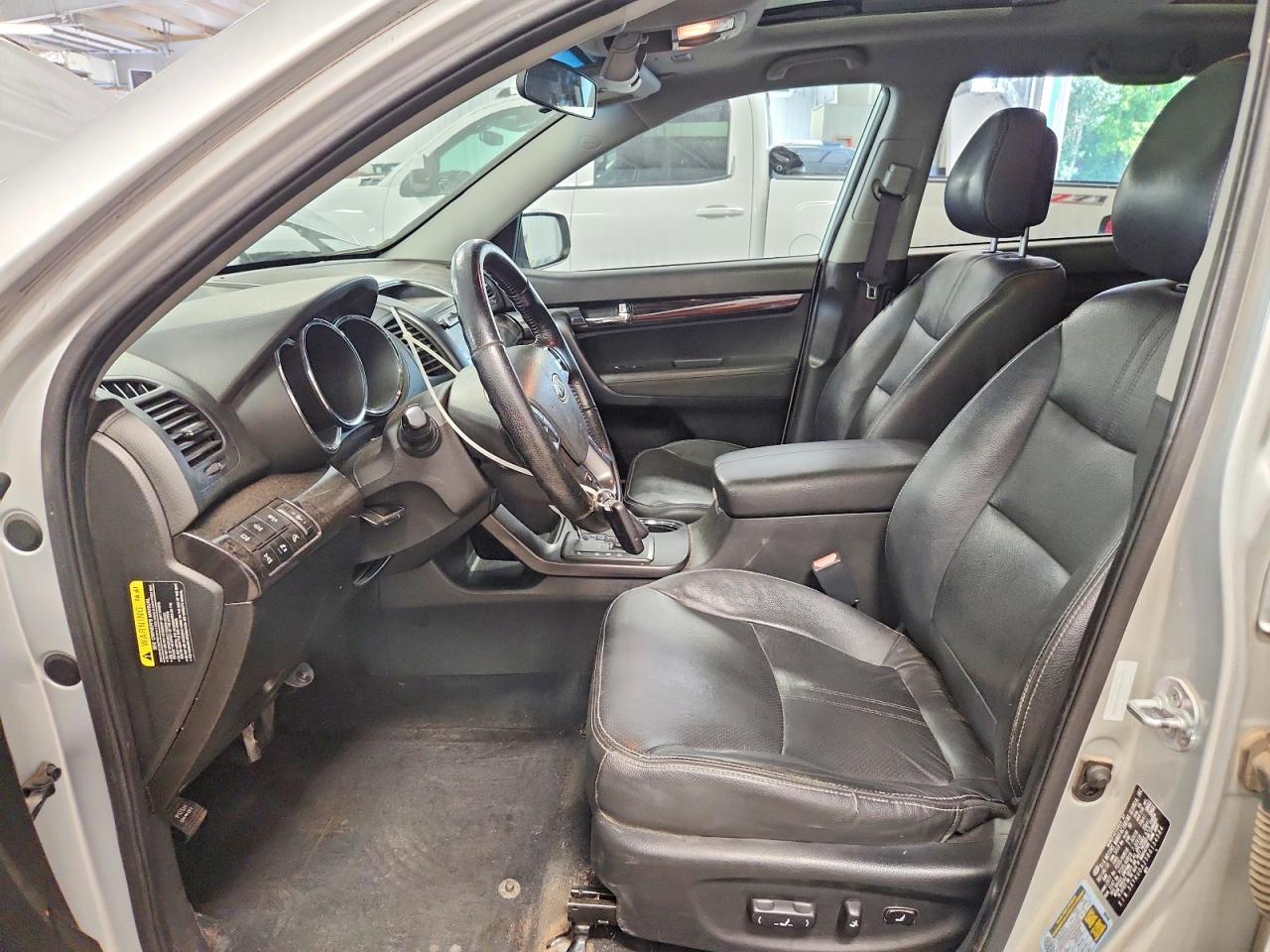 2011 Kia Sorento Ex Silver vin: 5XYKUDA25BG134584