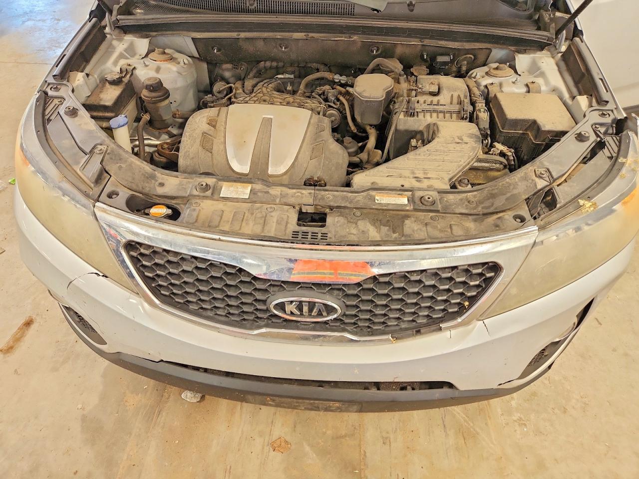 2011 Kia Sorento Ex Silver vin: 5XYKUDA25BG134584