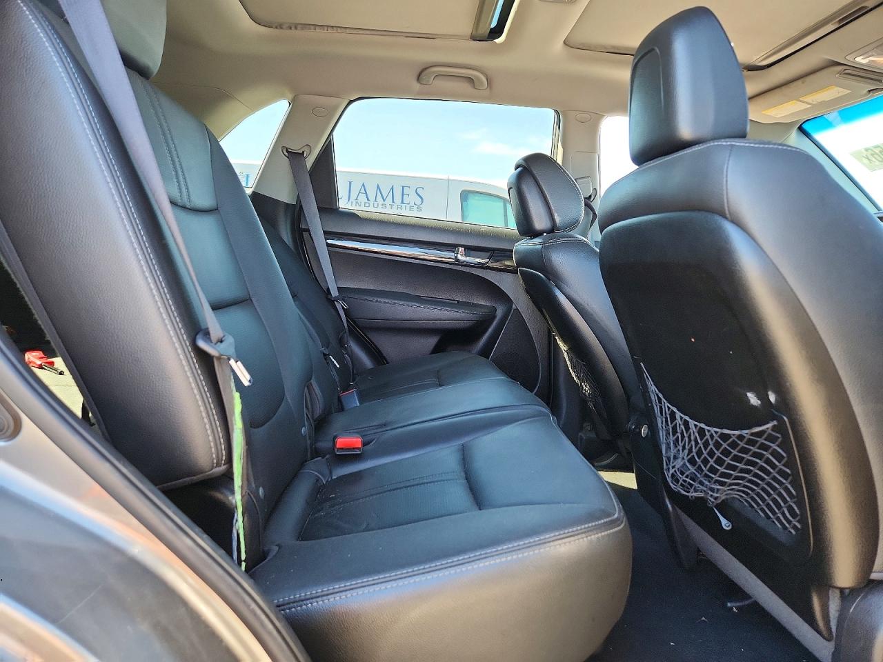 2011 Kia Sorento Ex Gray vin: 5XYKUDA25BG179119