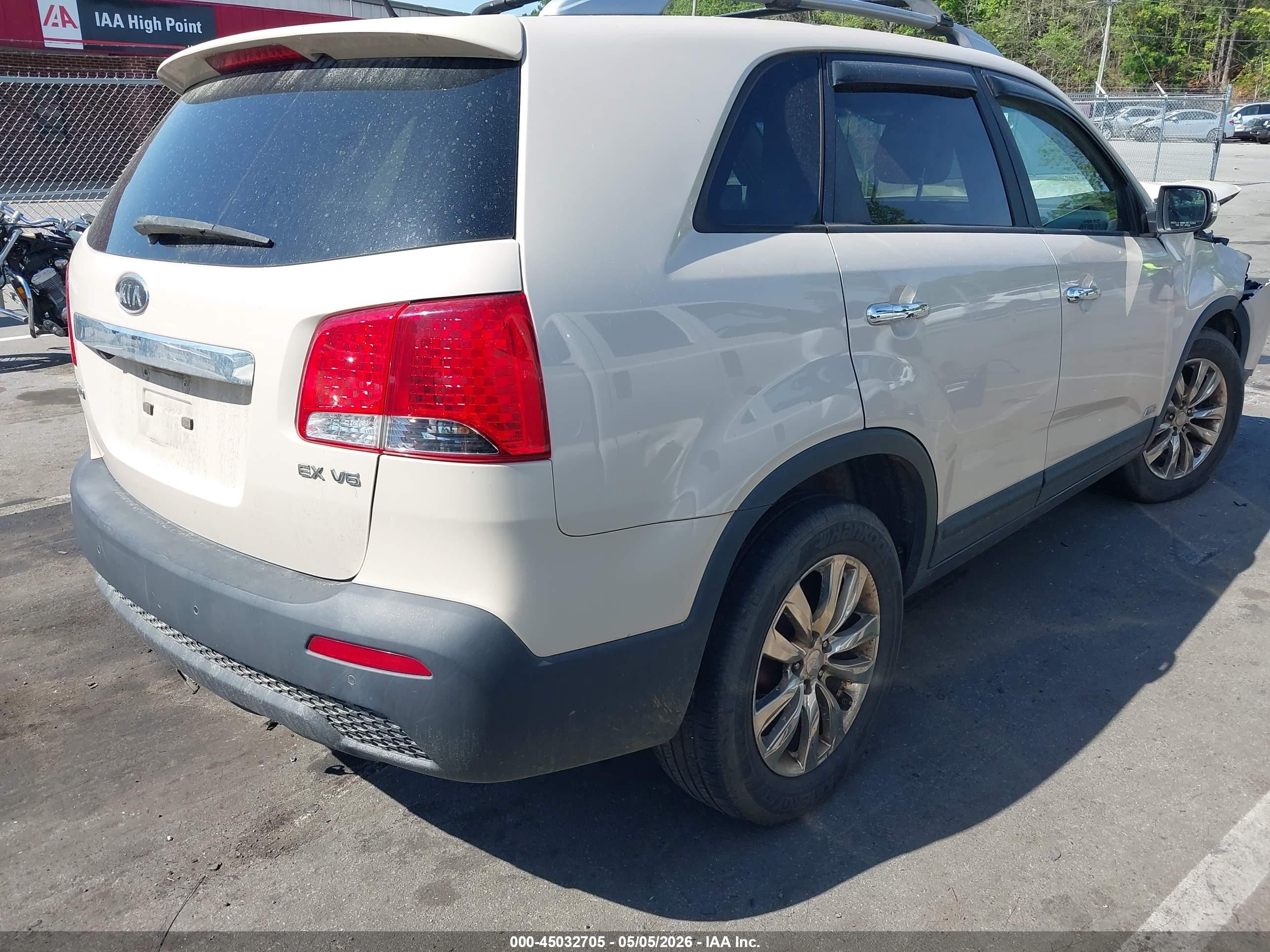2011 Kia Sorento Ex V6 Кремовый vin: 5XYKUDA26BG037846