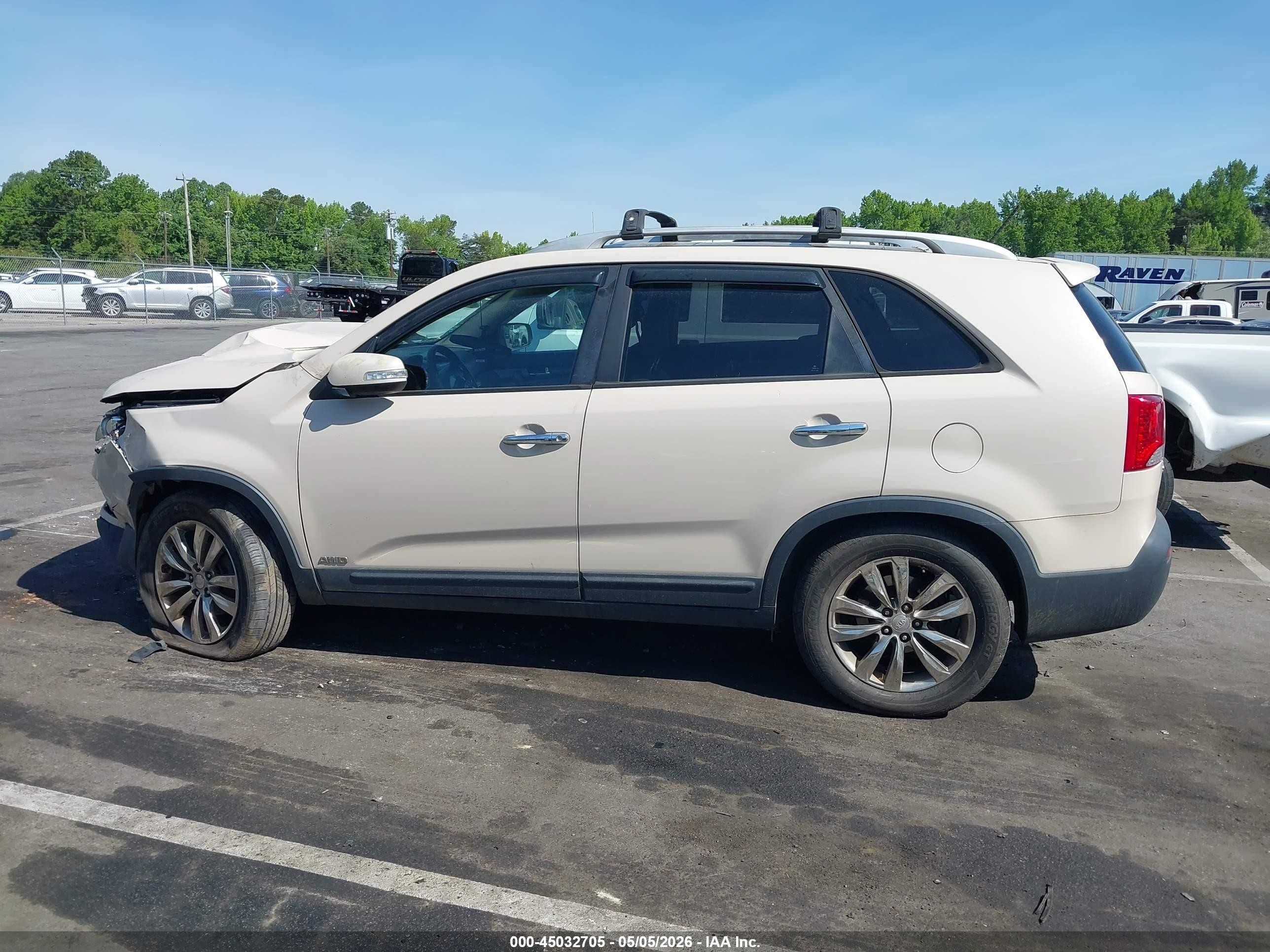 2011 Kia Sorento Ex V6 Кремовый vin: 5XYKUDA26BG037846